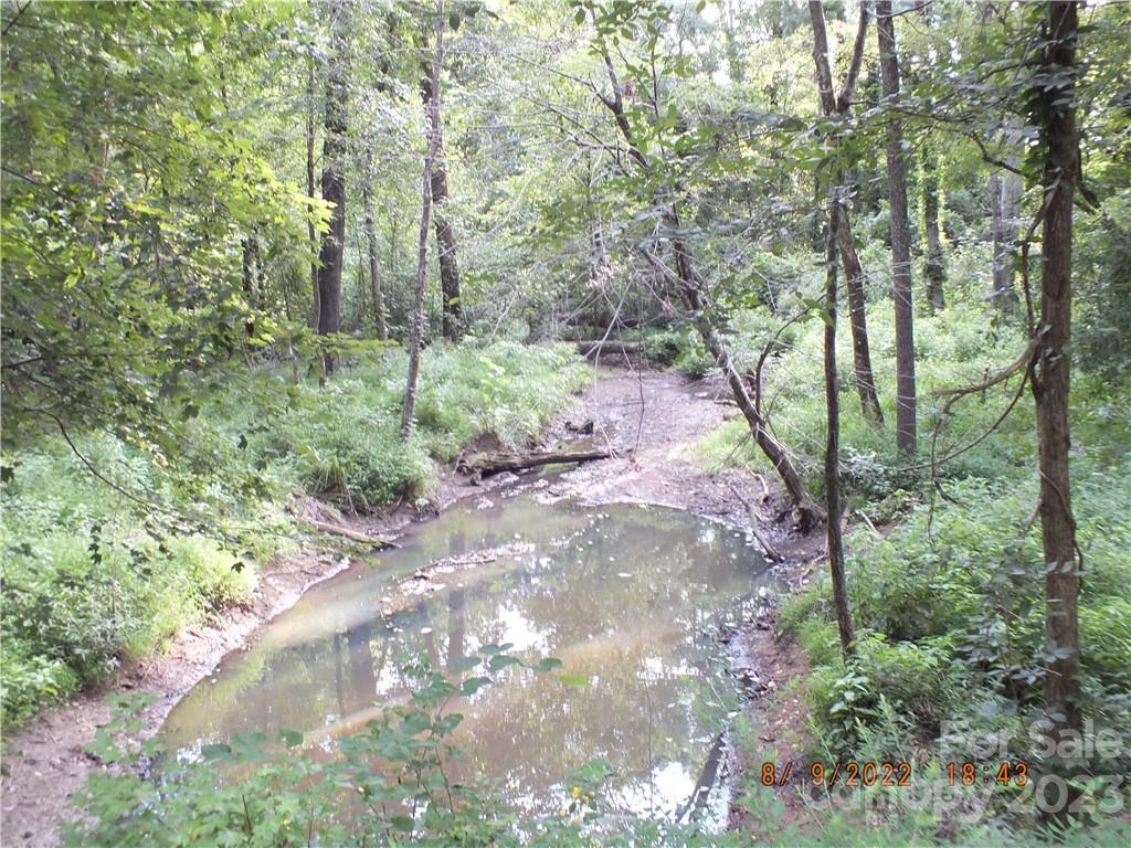 Lakewood - Land