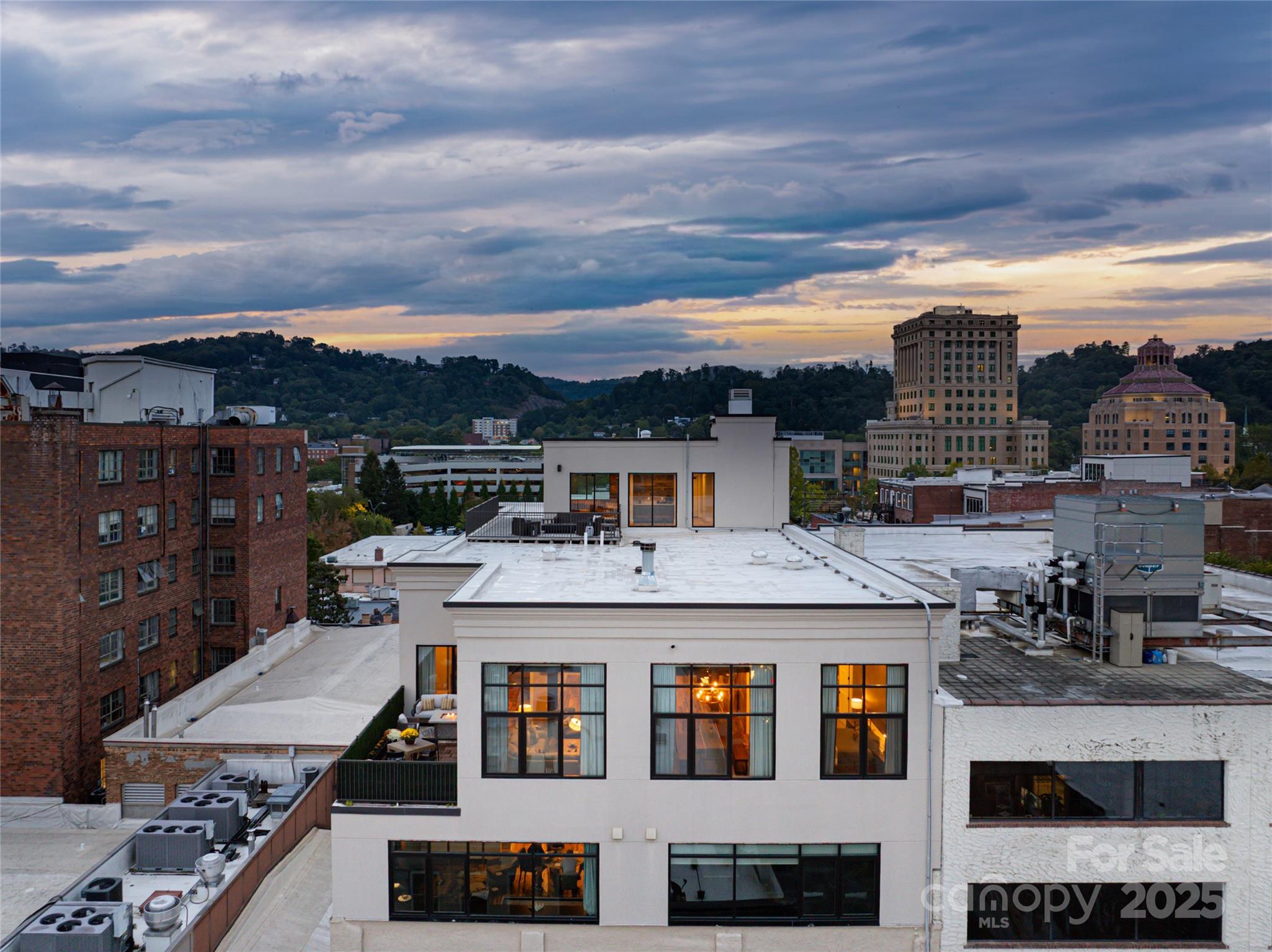 17 North Market Street - Residential