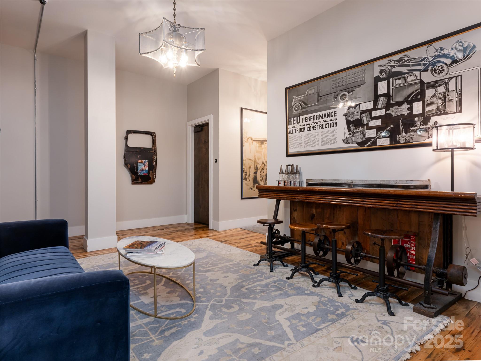 17 North Market Street - Residential