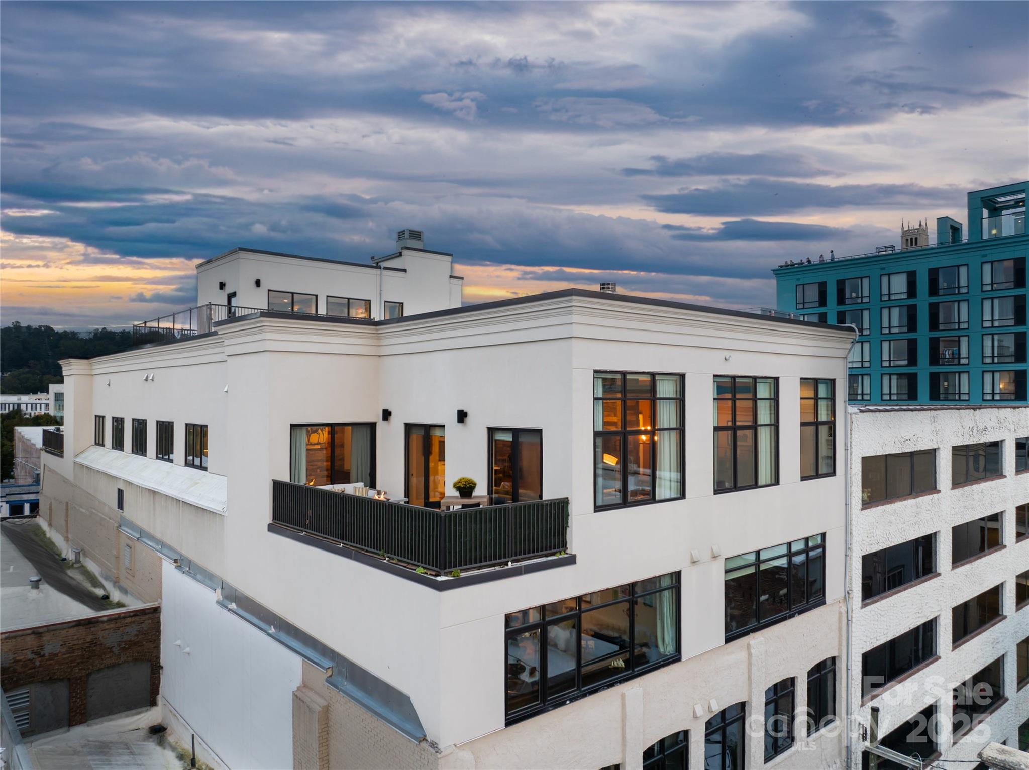 17 North Market Street - Residential