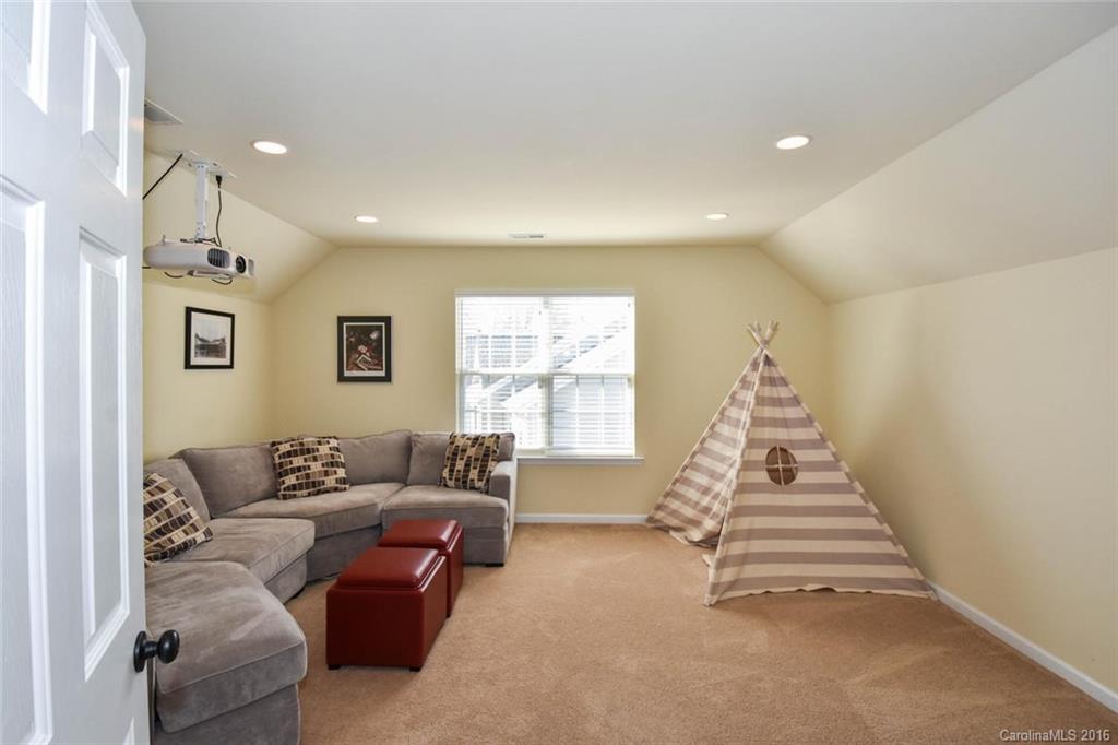 Regent Park - Residential