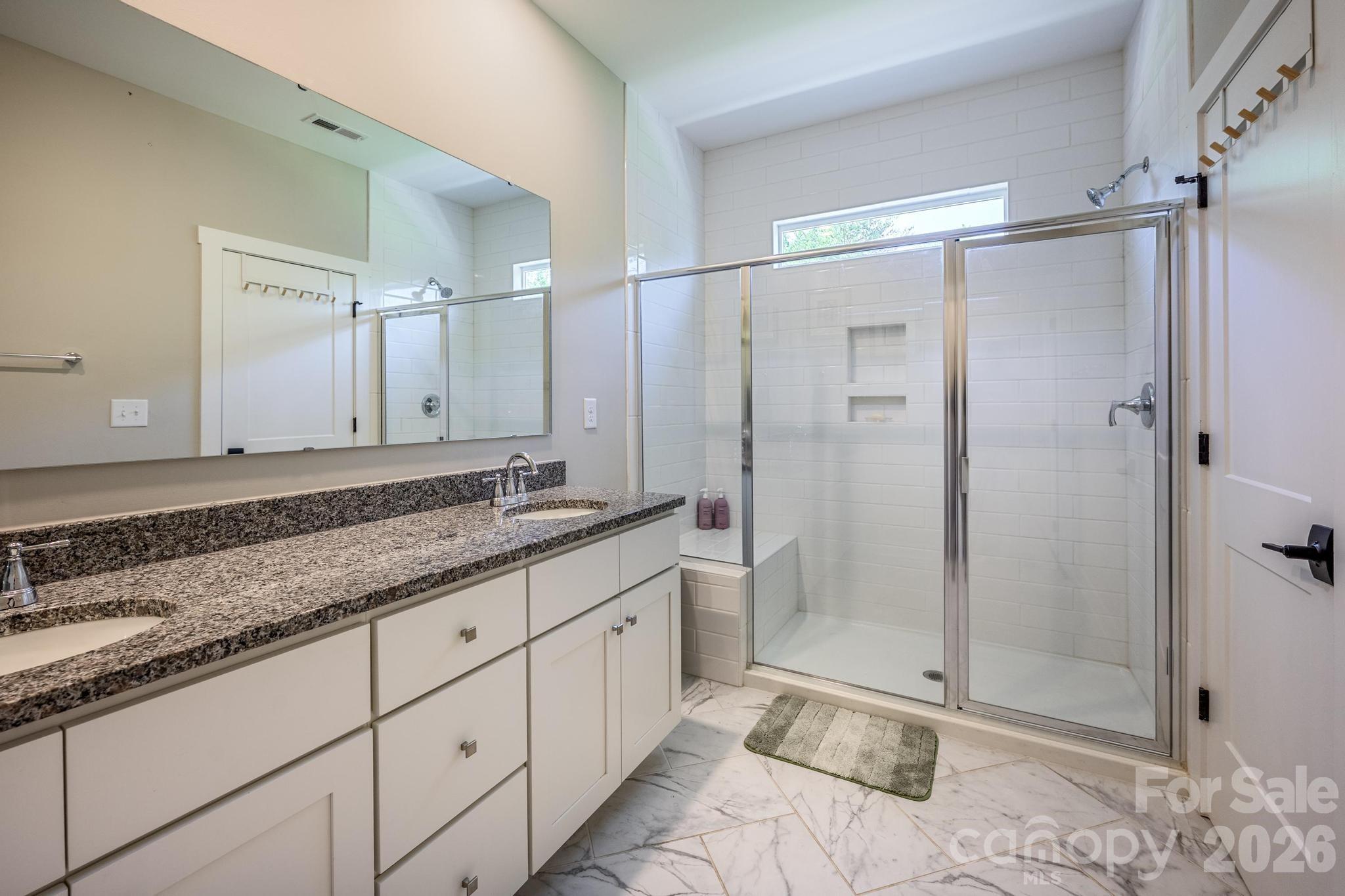 Carriage Club townhomes - Residential