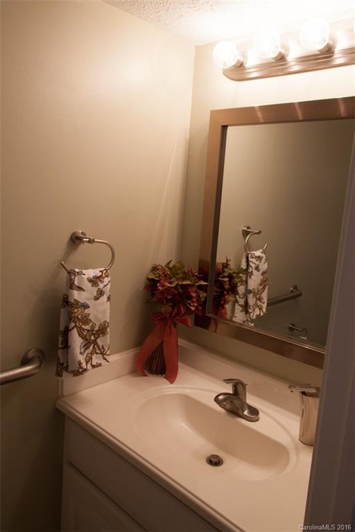 Pines Of Woodlawn - Residential