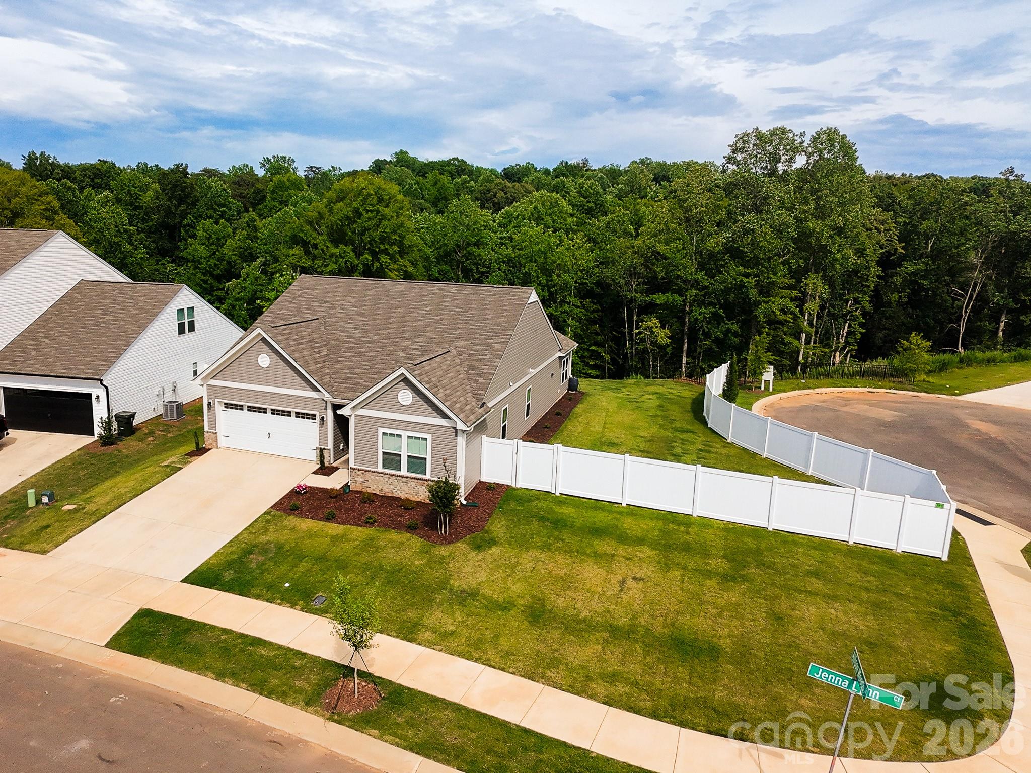 Lowell Woods - Residential