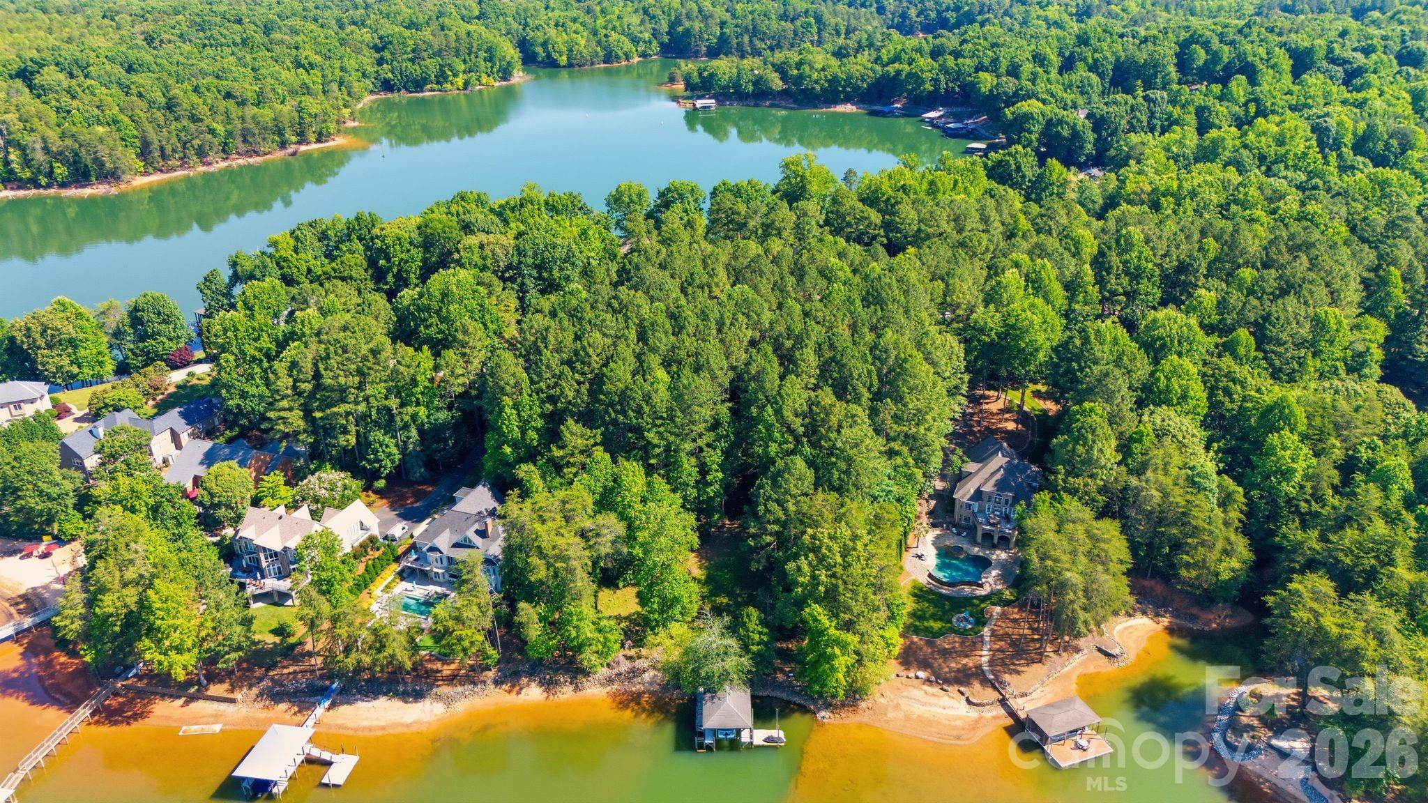 Wildlife Bay - Land