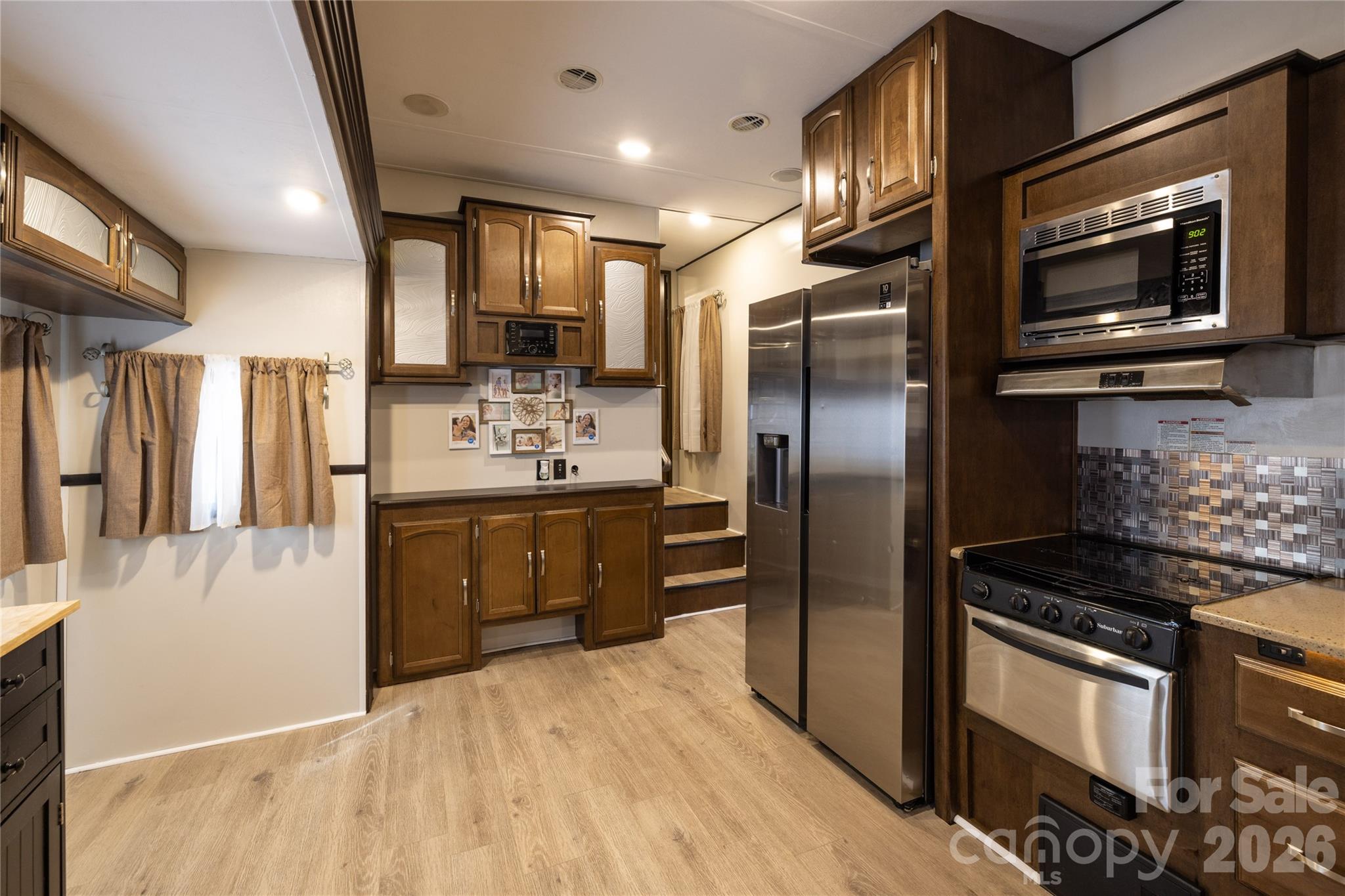 Twin Harbor - Residential