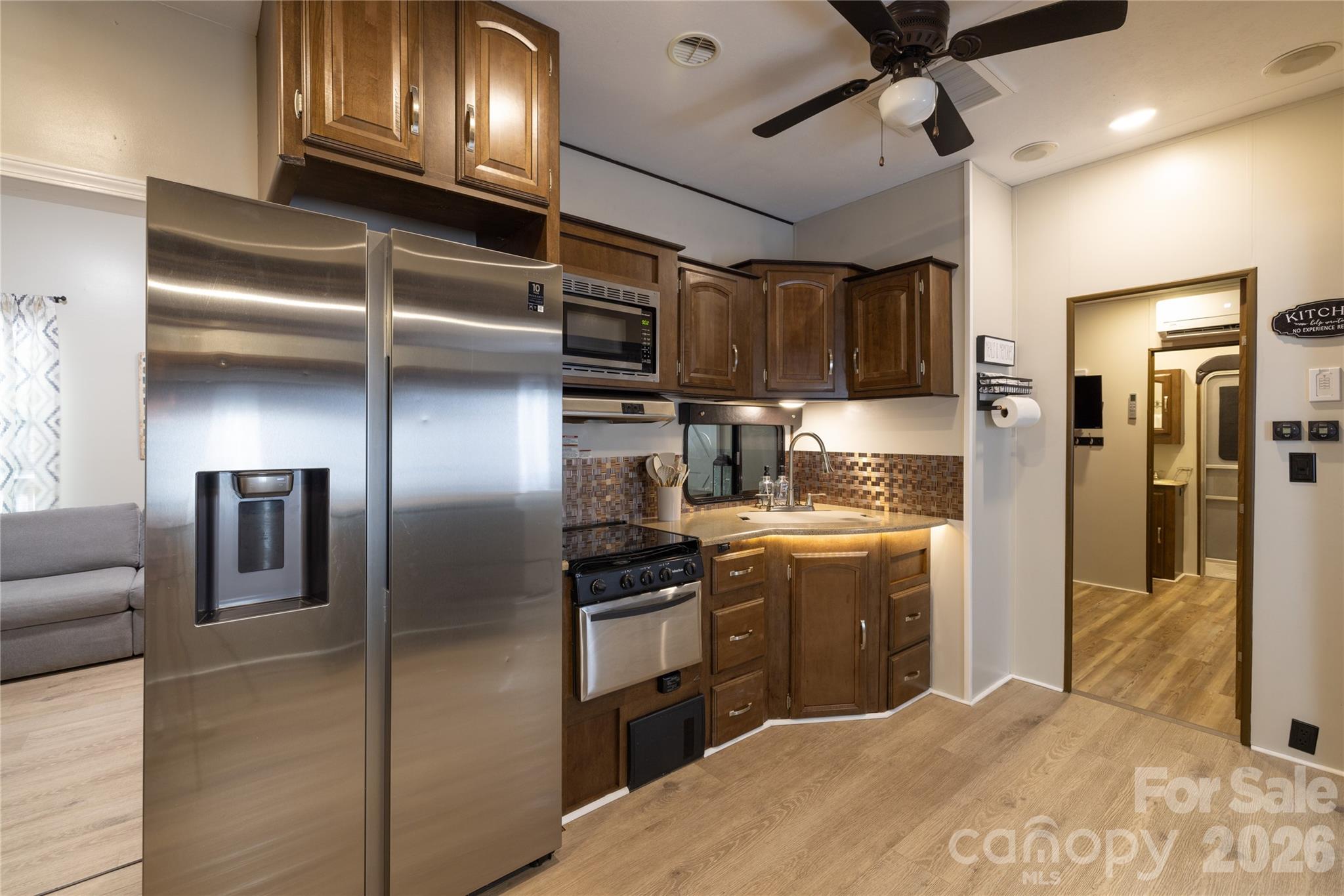 Twin Harbor - Residential