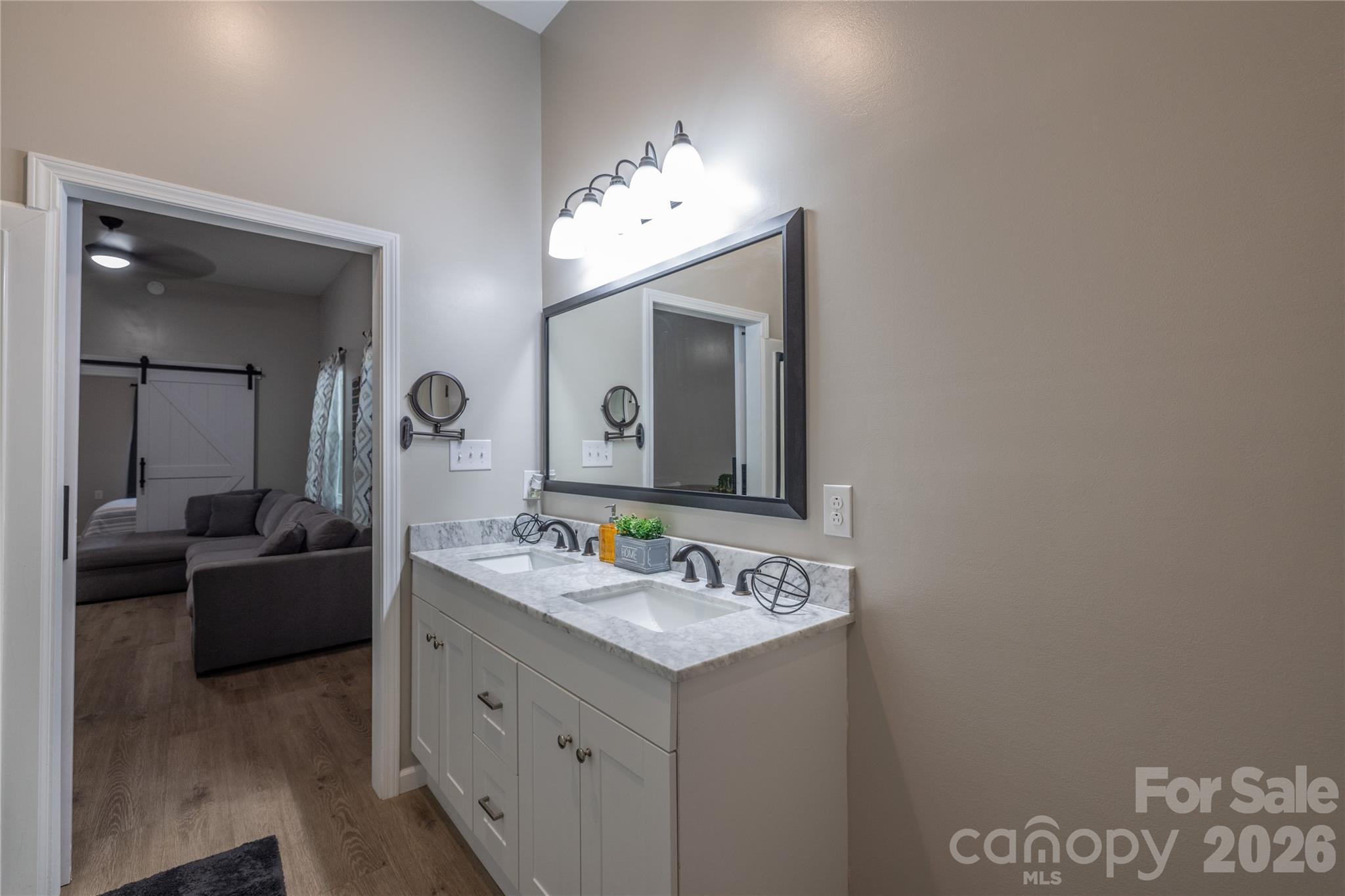 Twin Harbor - Residential