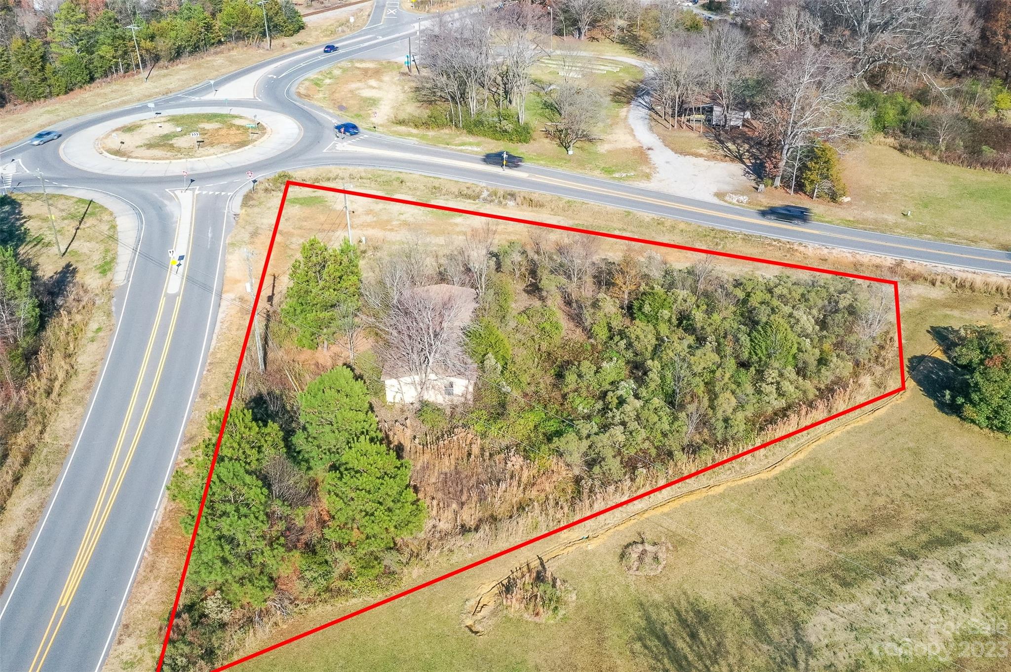 Back on market at no fault of the seller. Build your dream home, investment or business property. Perfect location for a residential or commercial building. Currently zoned AR-40, but it can be rezoned for commercial use. Property is located in between rapidly growing Monroe, Waxhaw and Mineral Springs. Fantastic roadside exposure on a newly built roundabout. Up and coming market with Predicted Population Growth '22 - '27 11.22% Household Growth '22 - '27 10.95%.