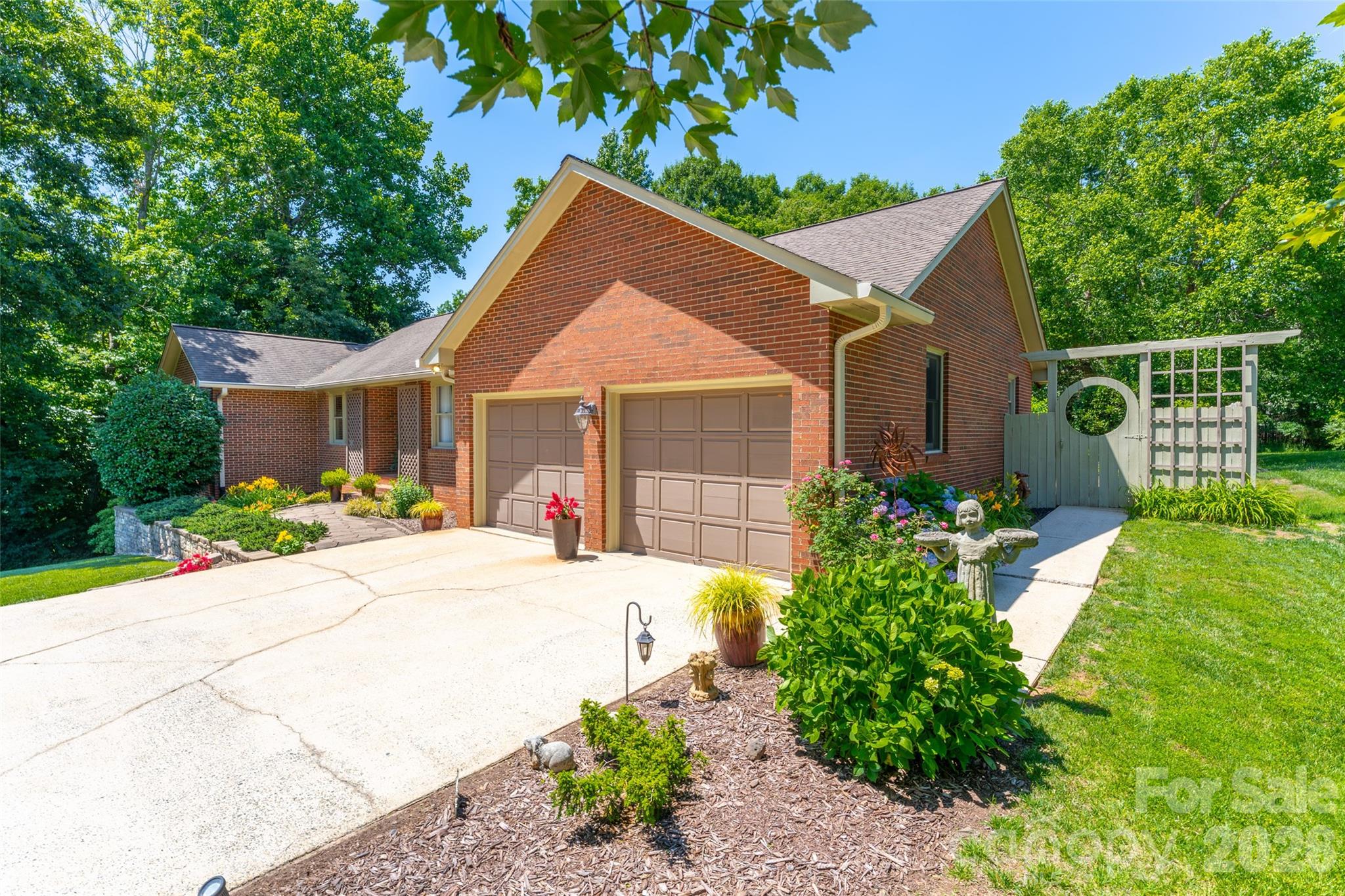 Forest Hills - Residential