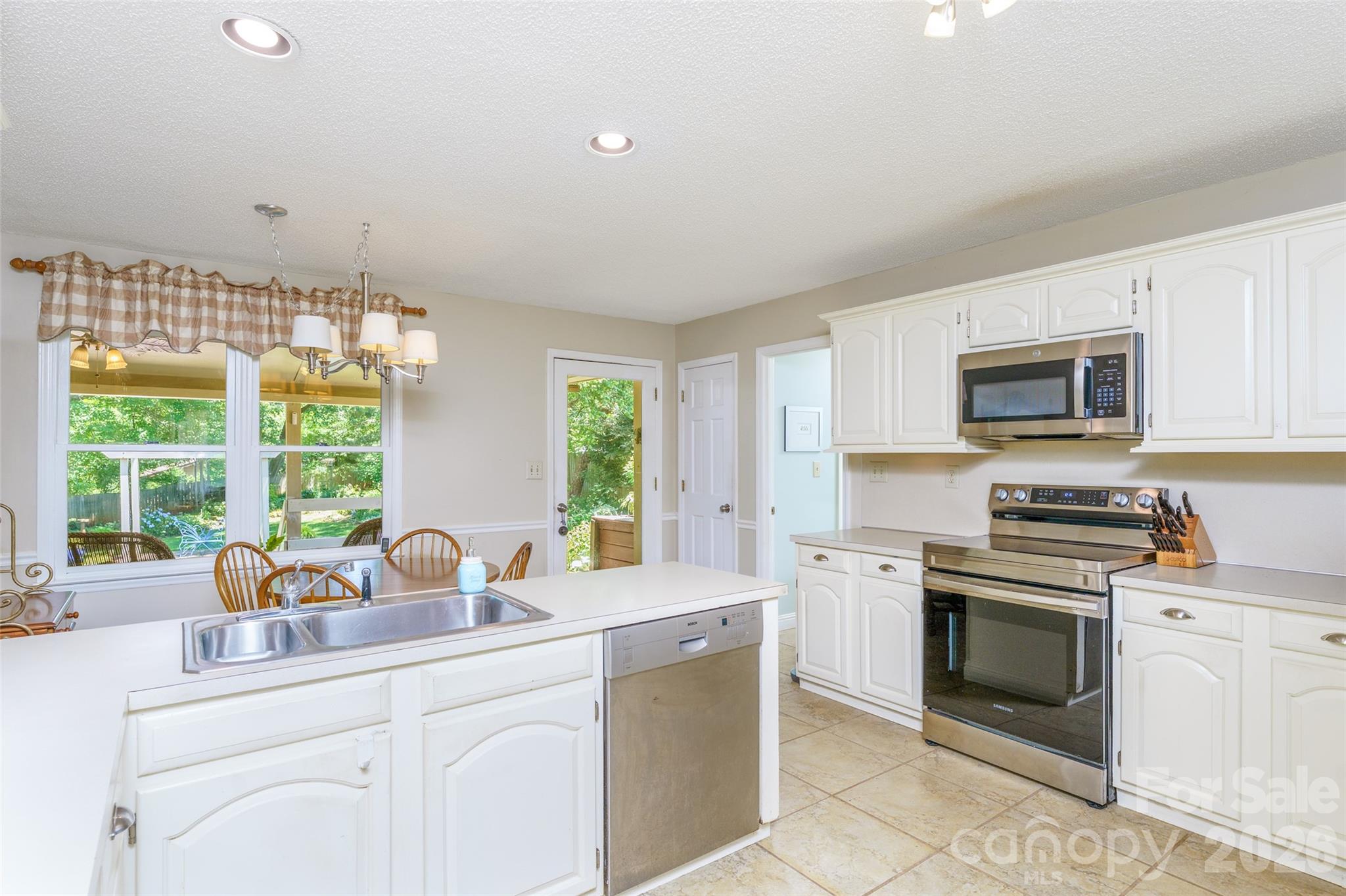 Forest Hills - Residential