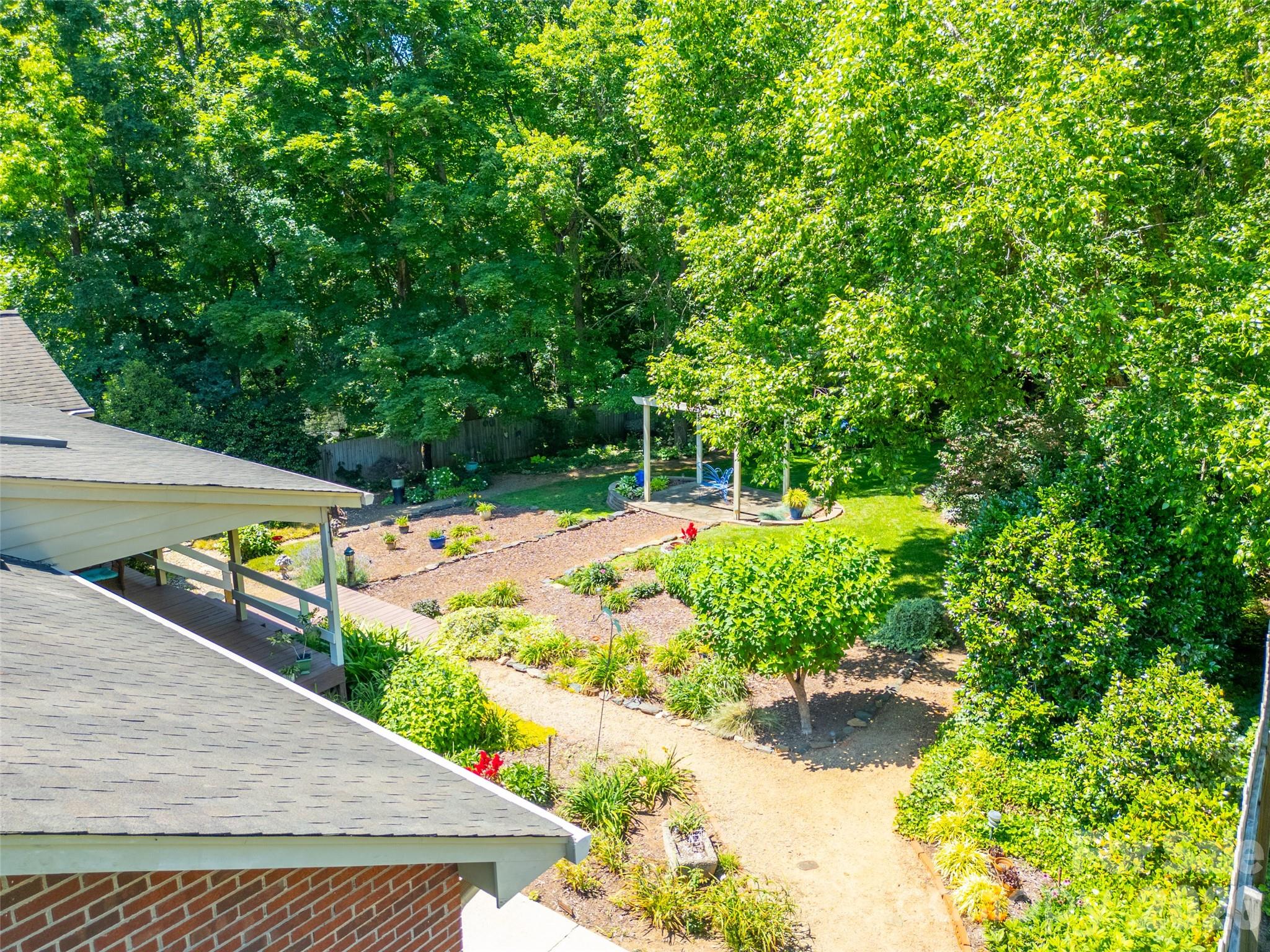 Forest Hills - Residential
