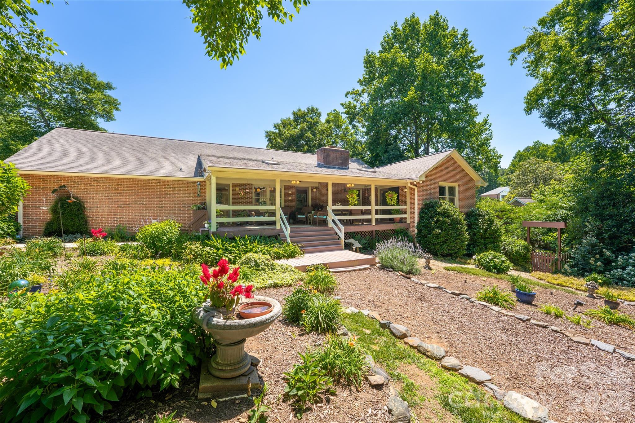 Forest Hills - Residential