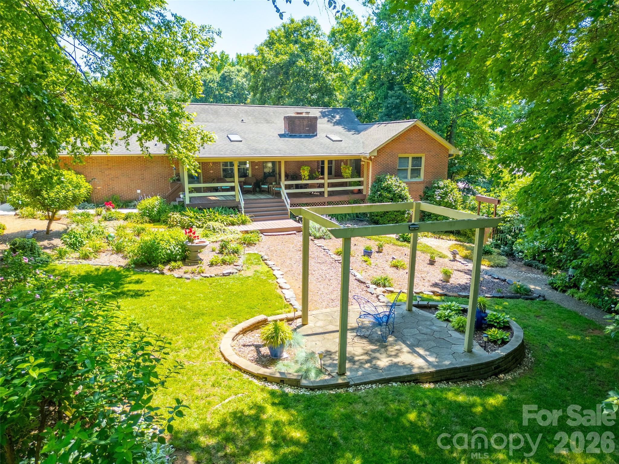 Forest Hills - Residential
