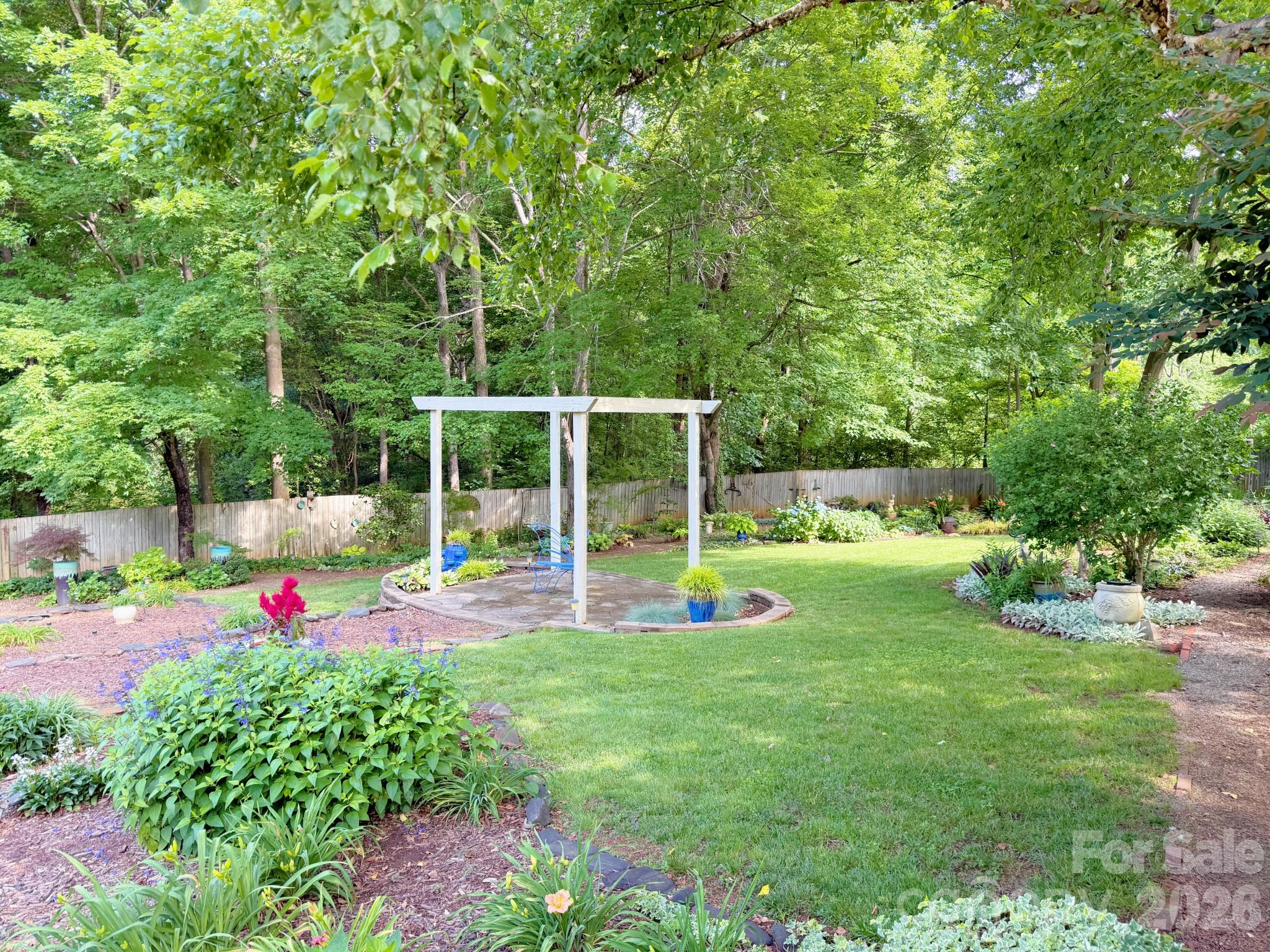 Forest Hills - Residential