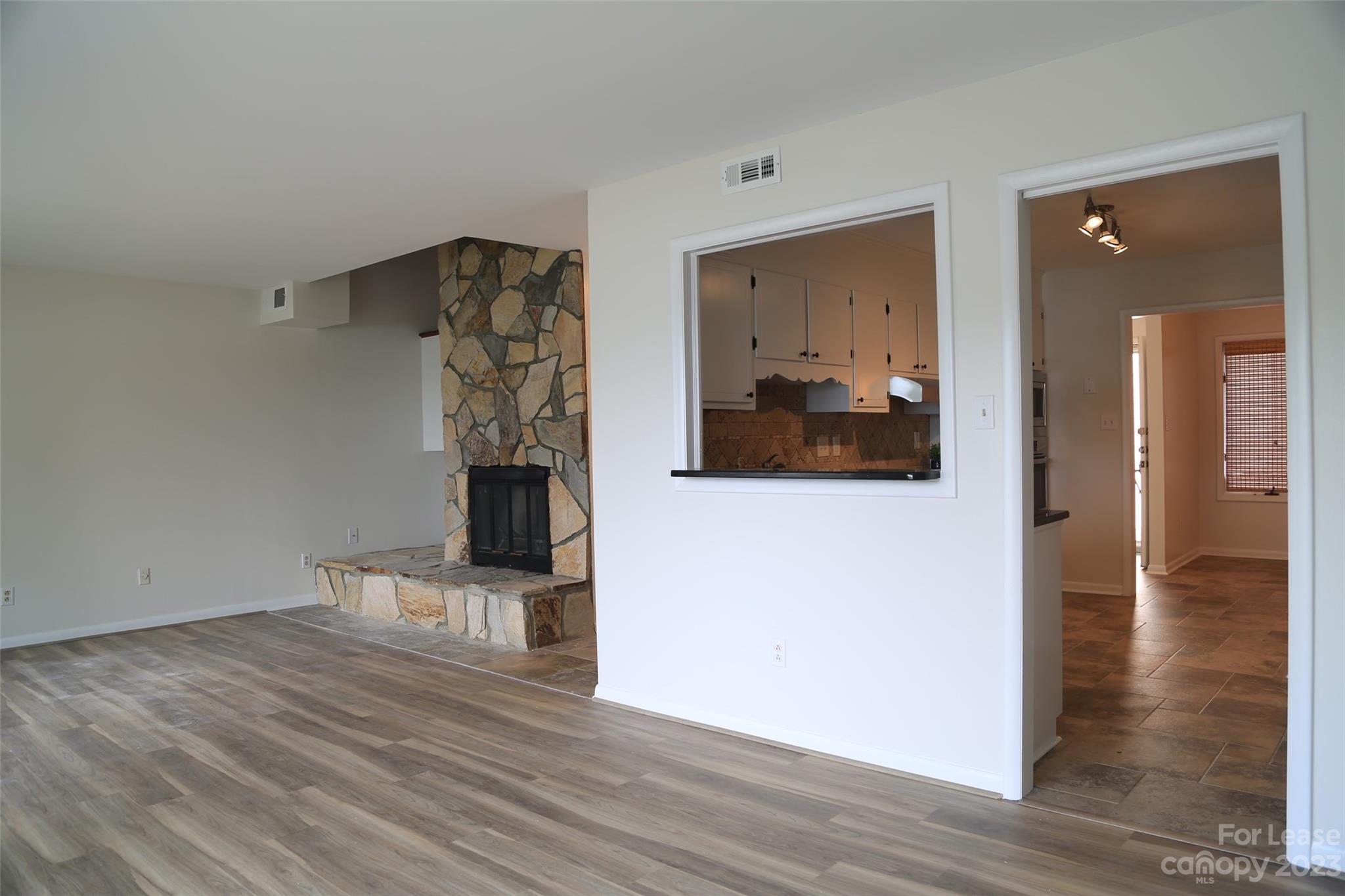 Mariner Villas - Residential Lease