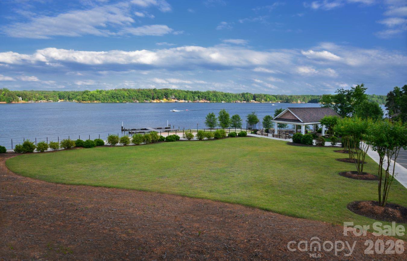 Edgewater - Land
