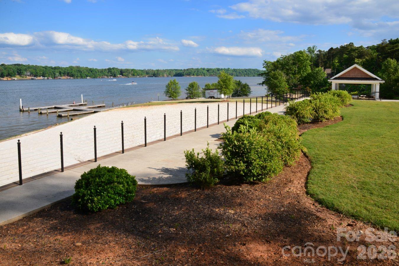 Edgewater - Land