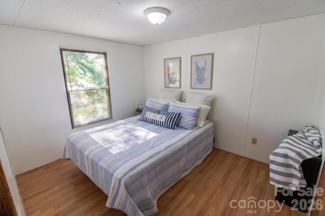 Lake Shore - Residential