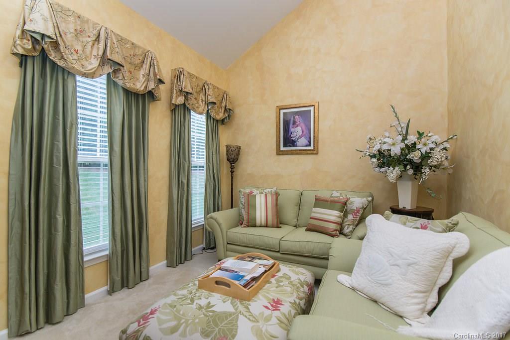 Glen Laurel - Residential