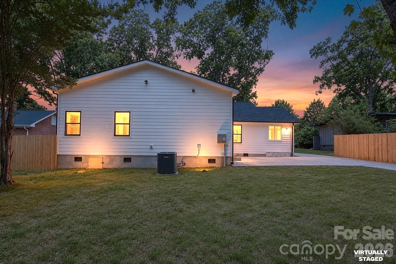 Colonial Village - Residential