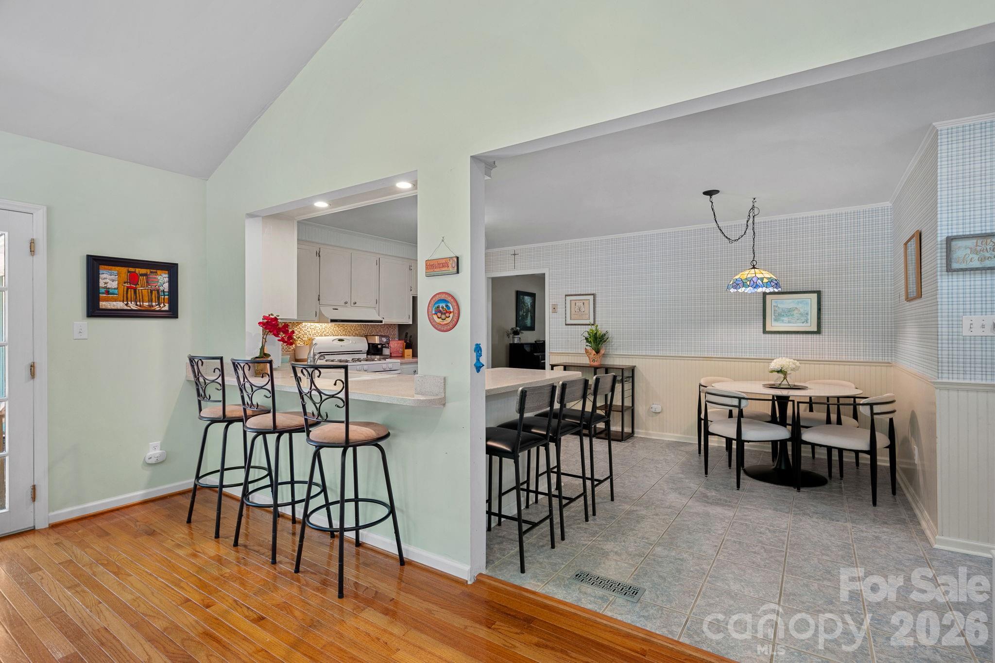 Country Valley - Residential