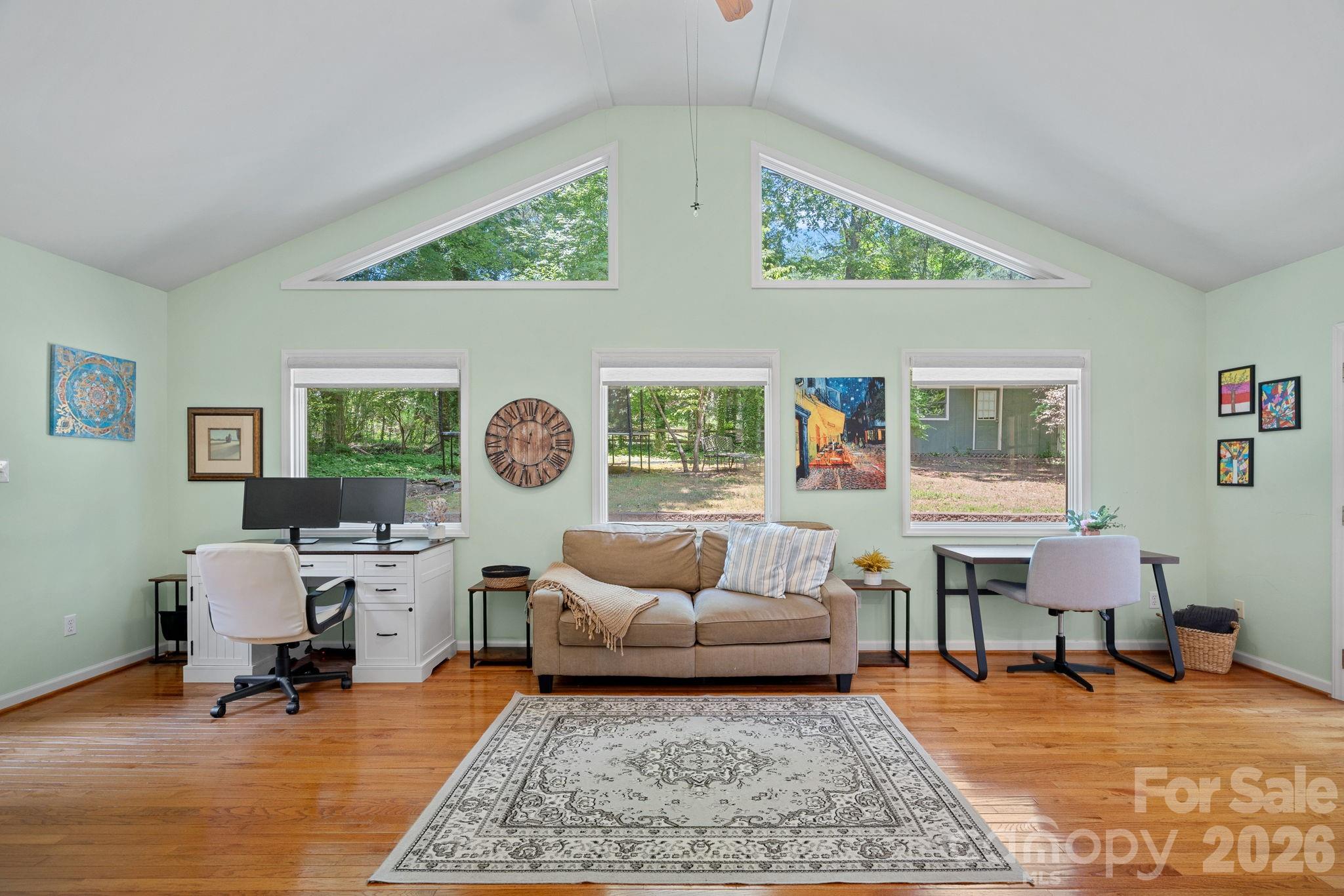 Country Valley - Residential