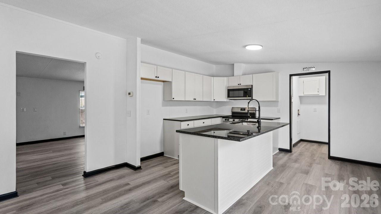 Mount Anderson - Residential