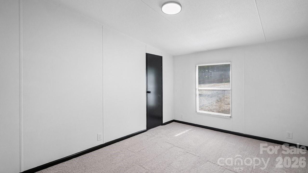 Mount Anderson - Residential