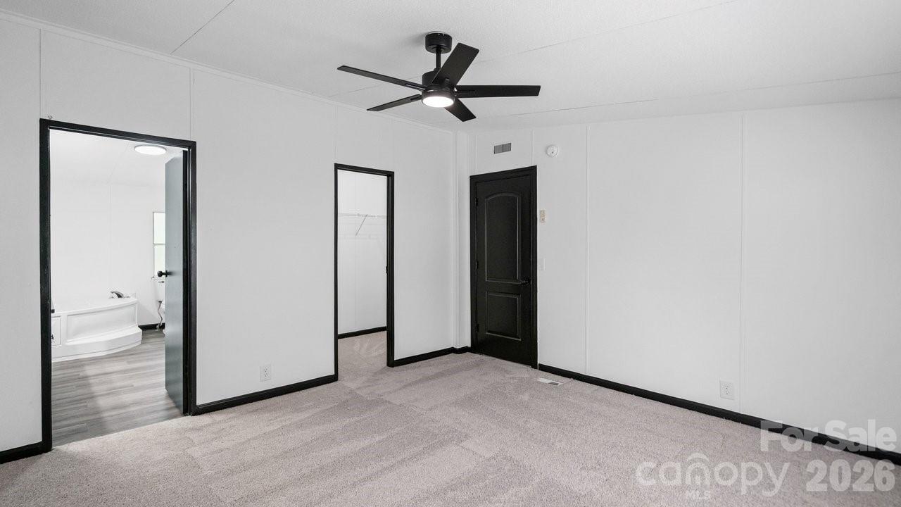 Mount Anderson - Residential