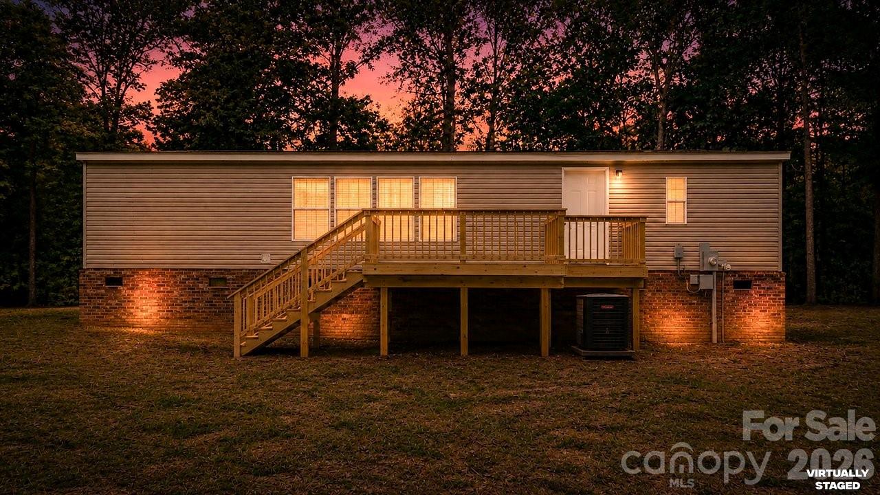 Mount Anderson - Residential