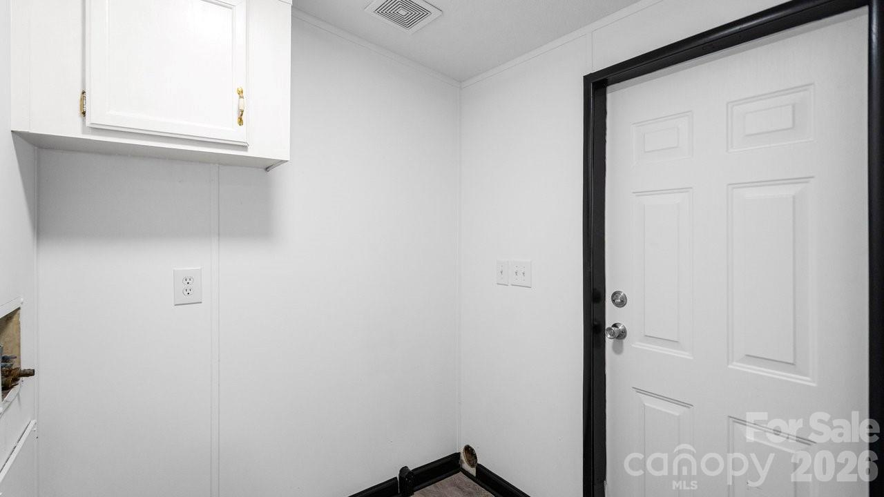 Mount Anderson - Residential