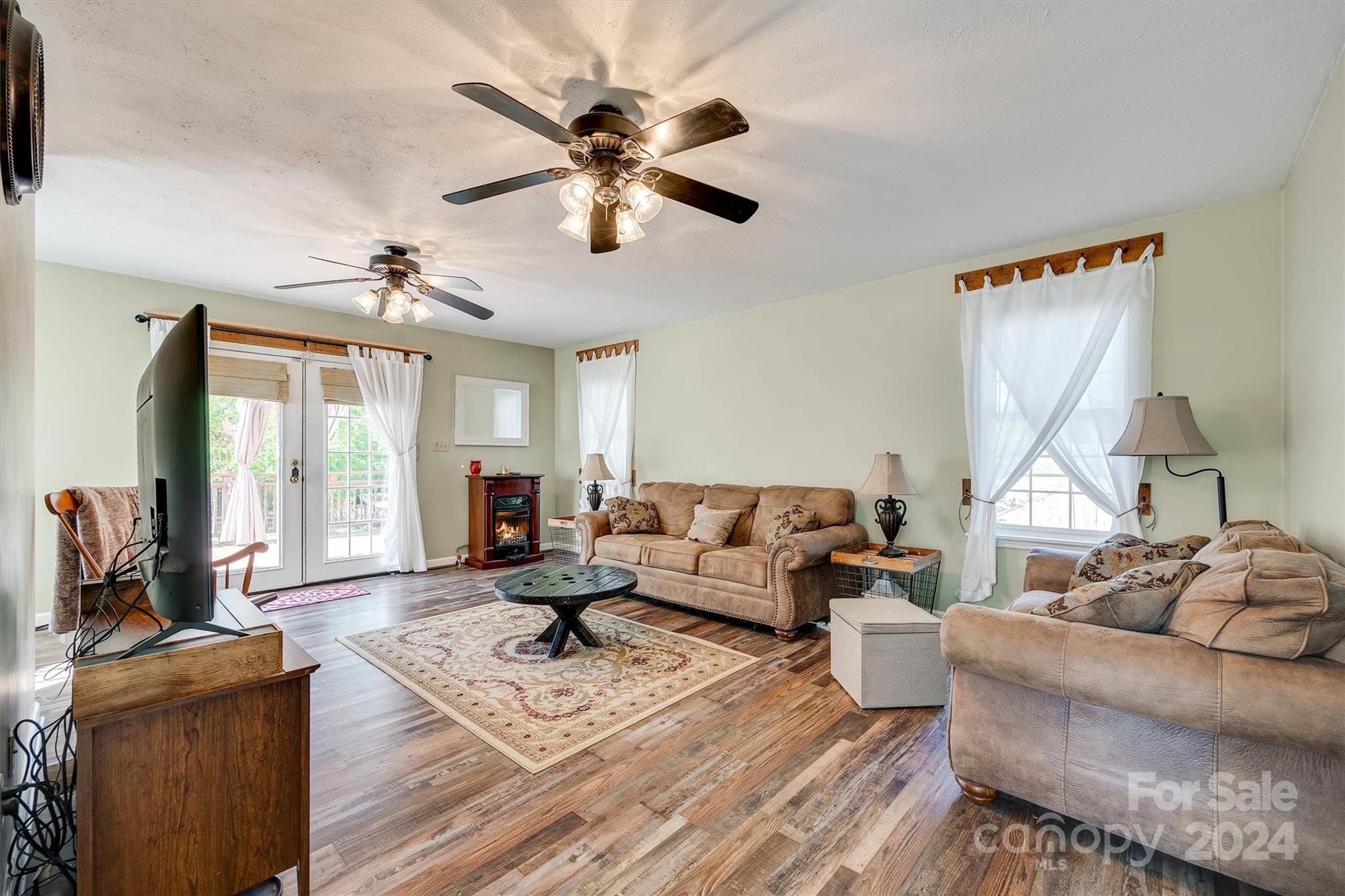 Rocky River Estates - Residential