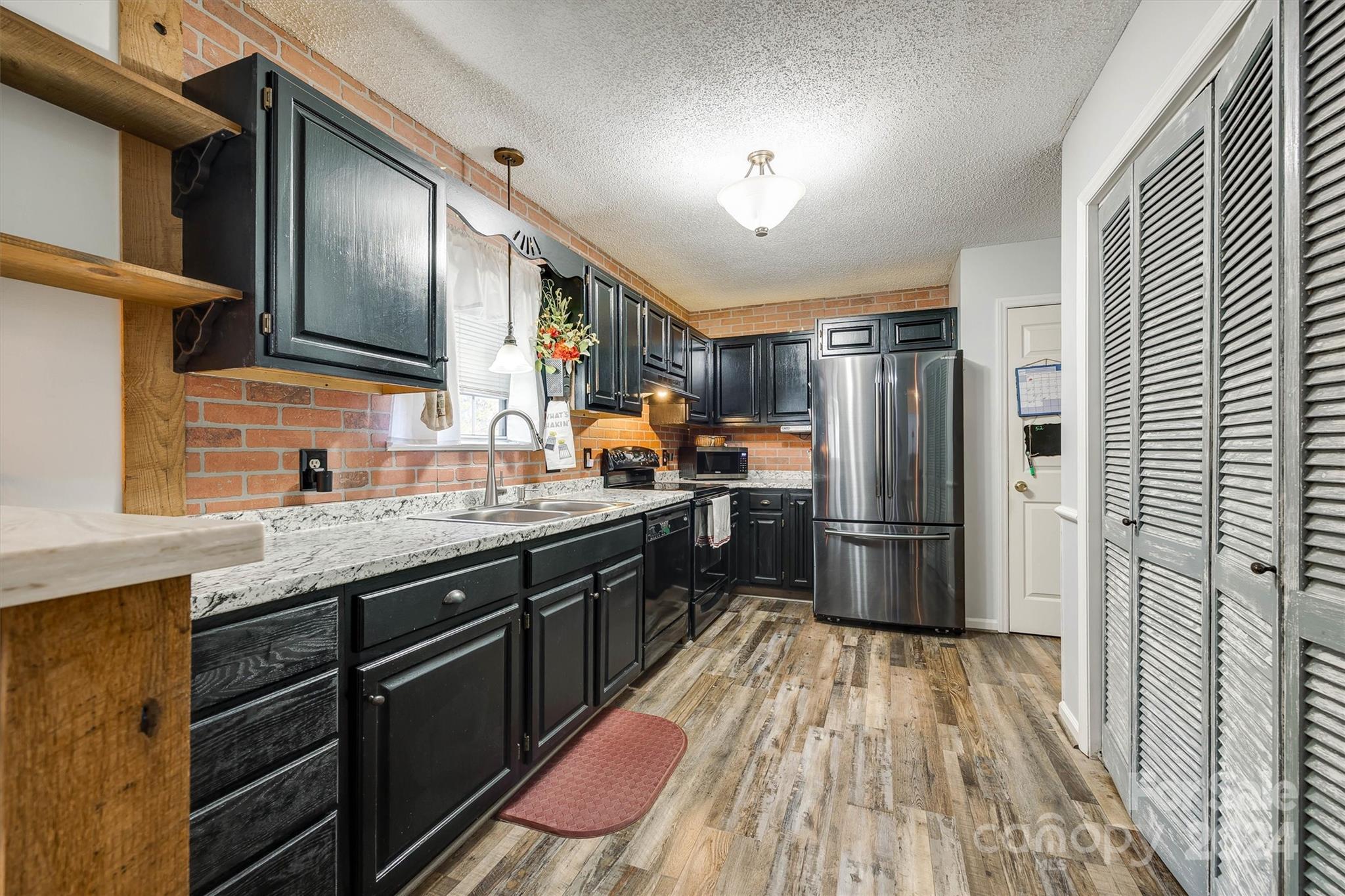 Rocky River Estates - Residential