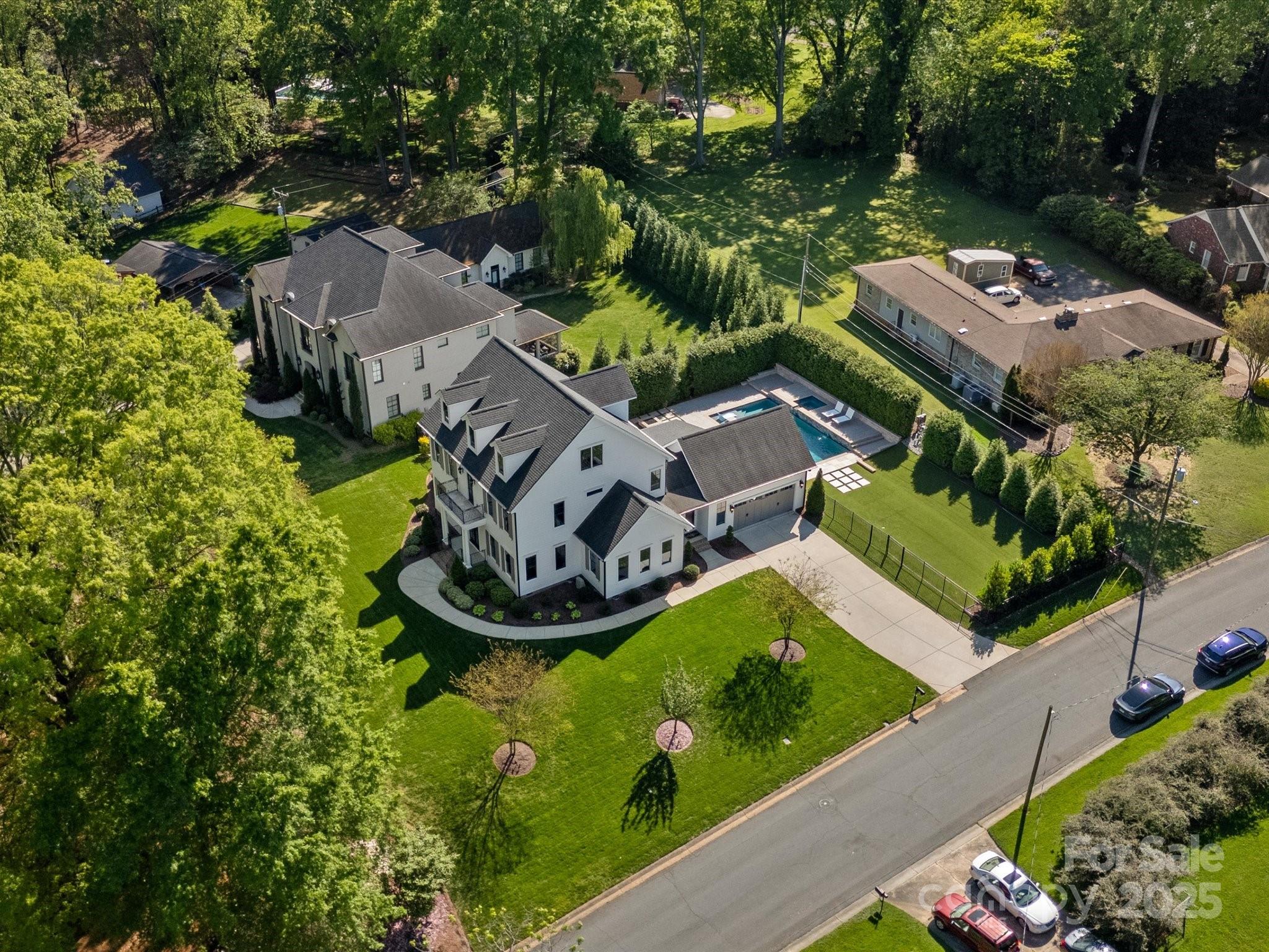 Lansdowne - Residential