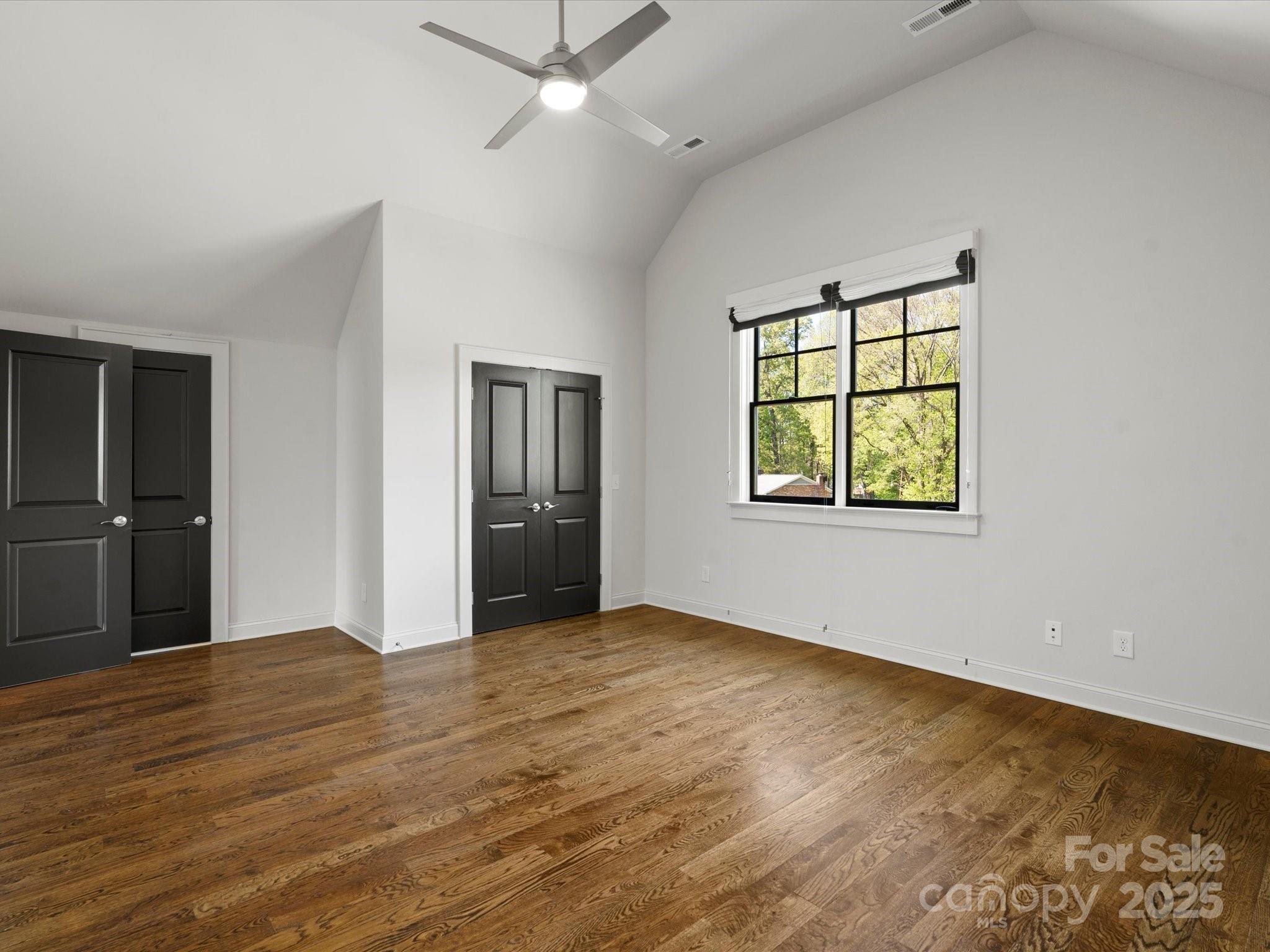 Lansdowne - Residential