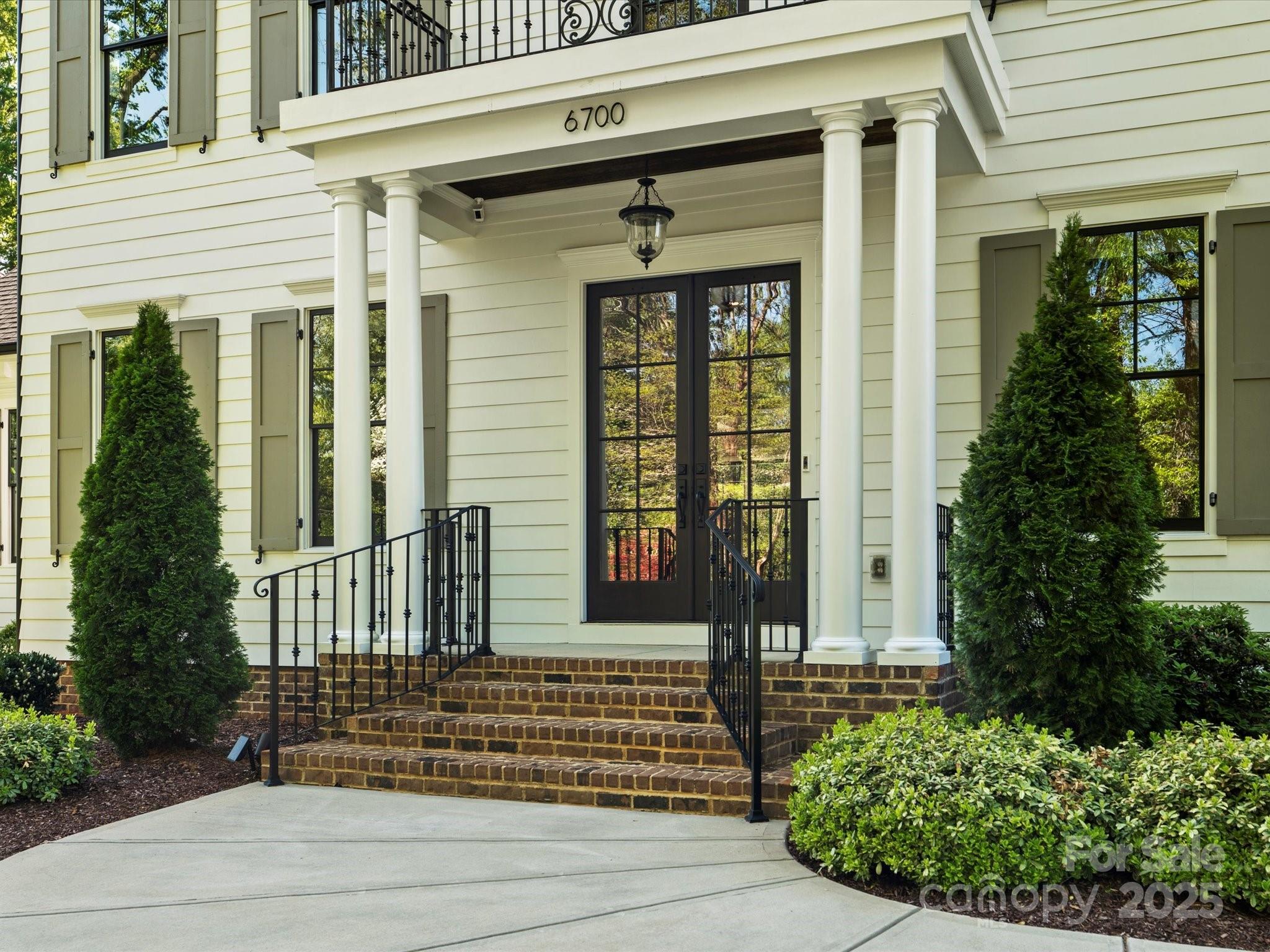 Lansdowne - Residential