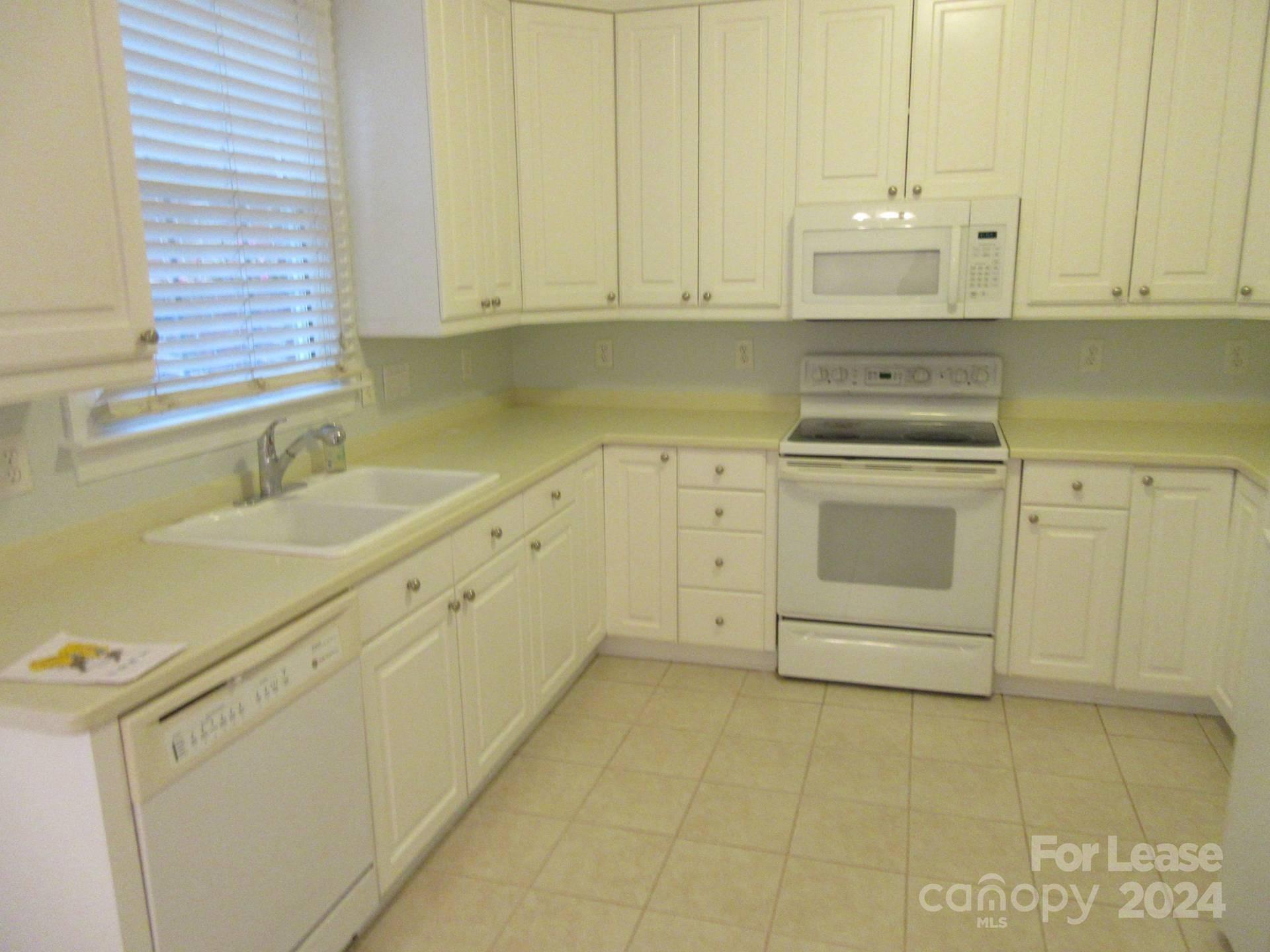 Ardwyck - Residential Lease