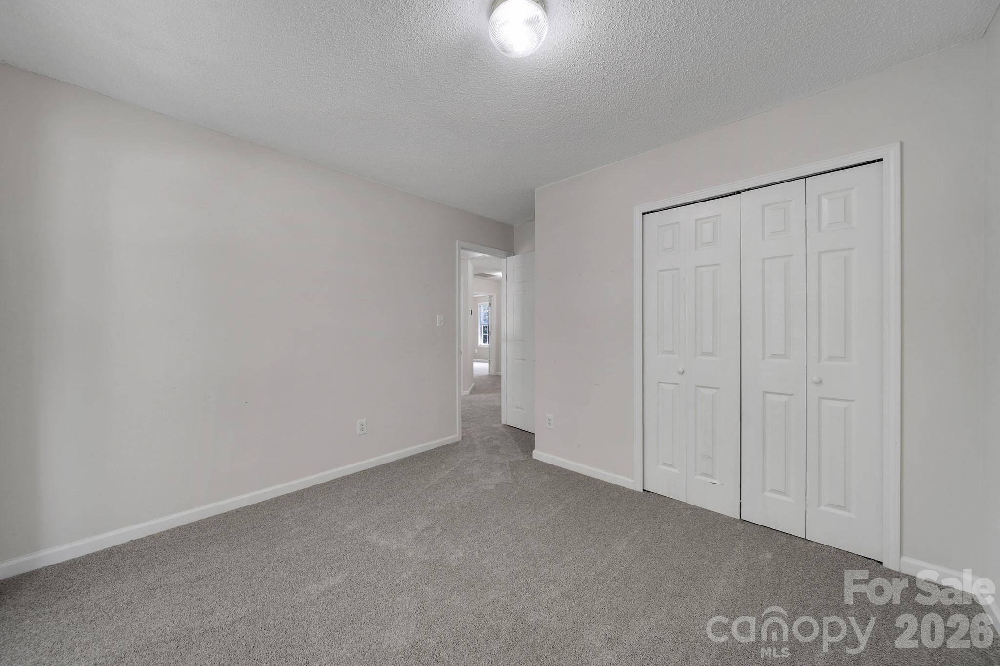 Fox Glen - Residential
