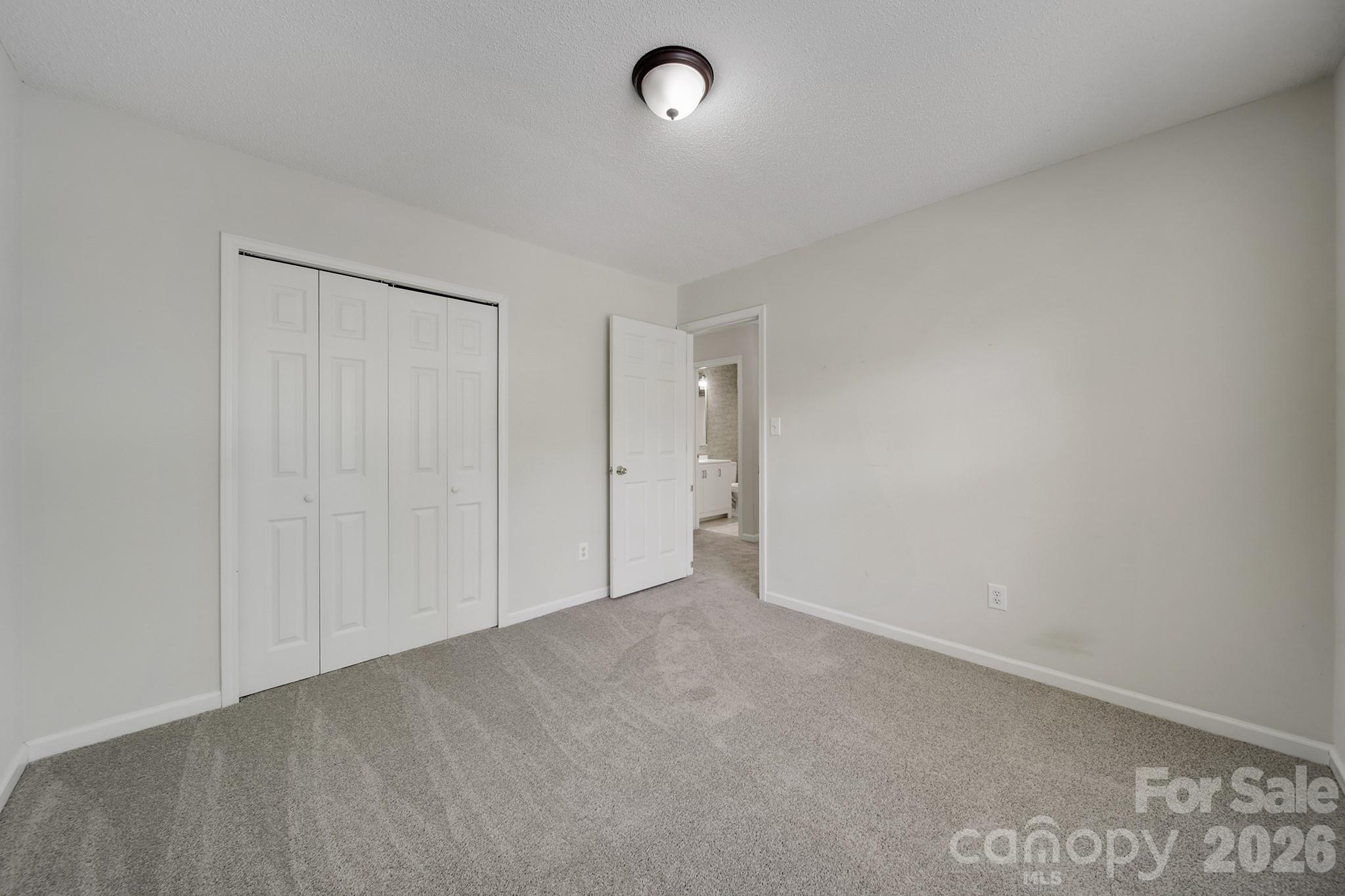 Fox Glen - Residential