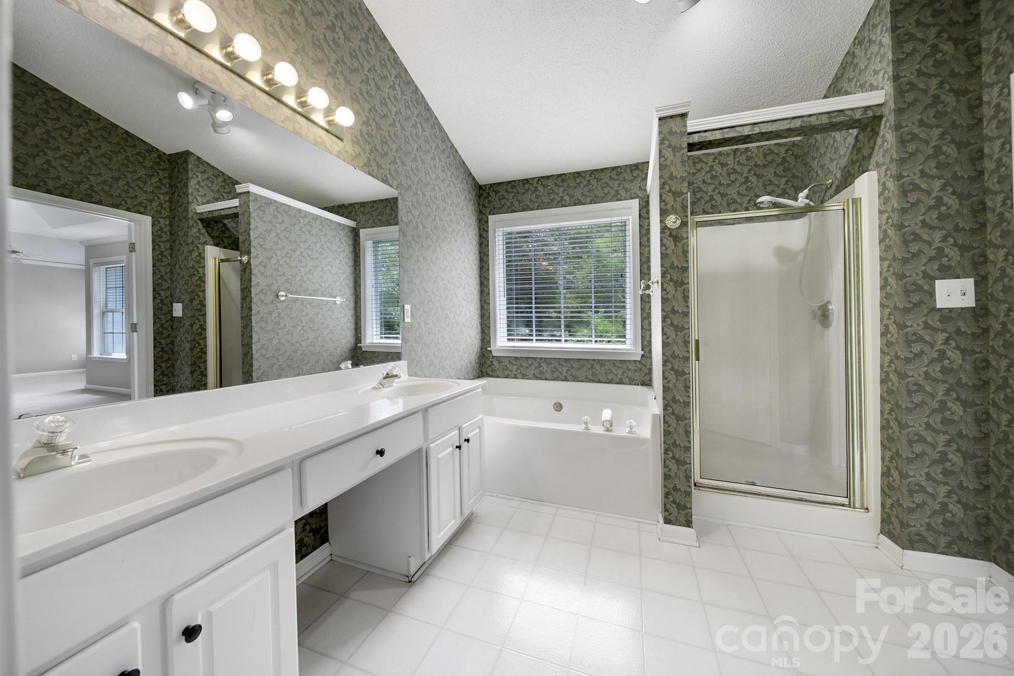 Fox Glen - Residential