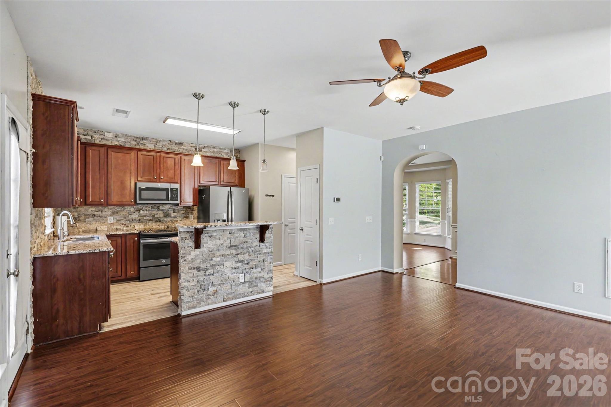 Ridge Pointe - Residential