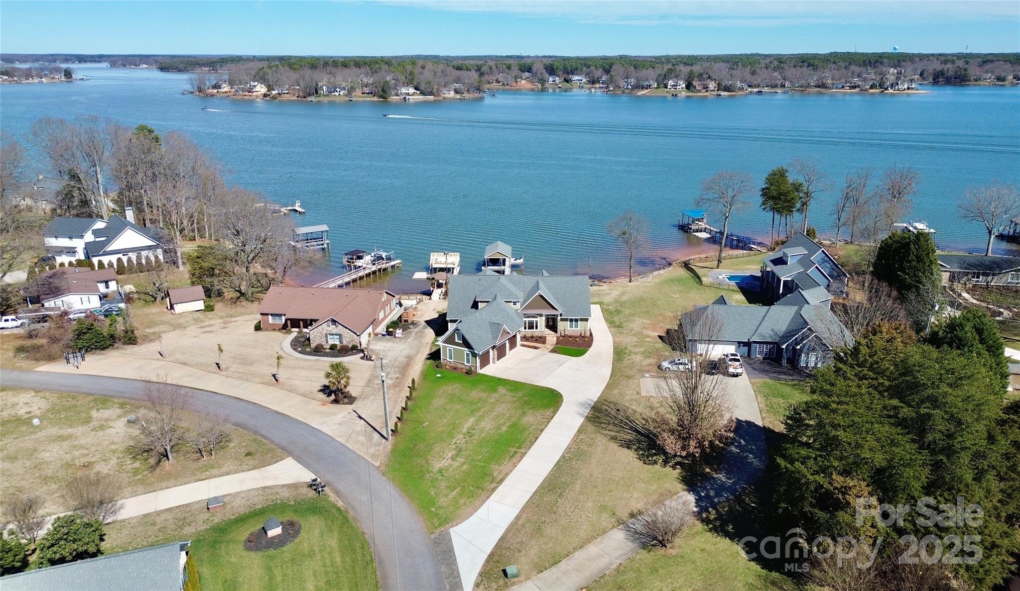 Harbor Point - Residential
