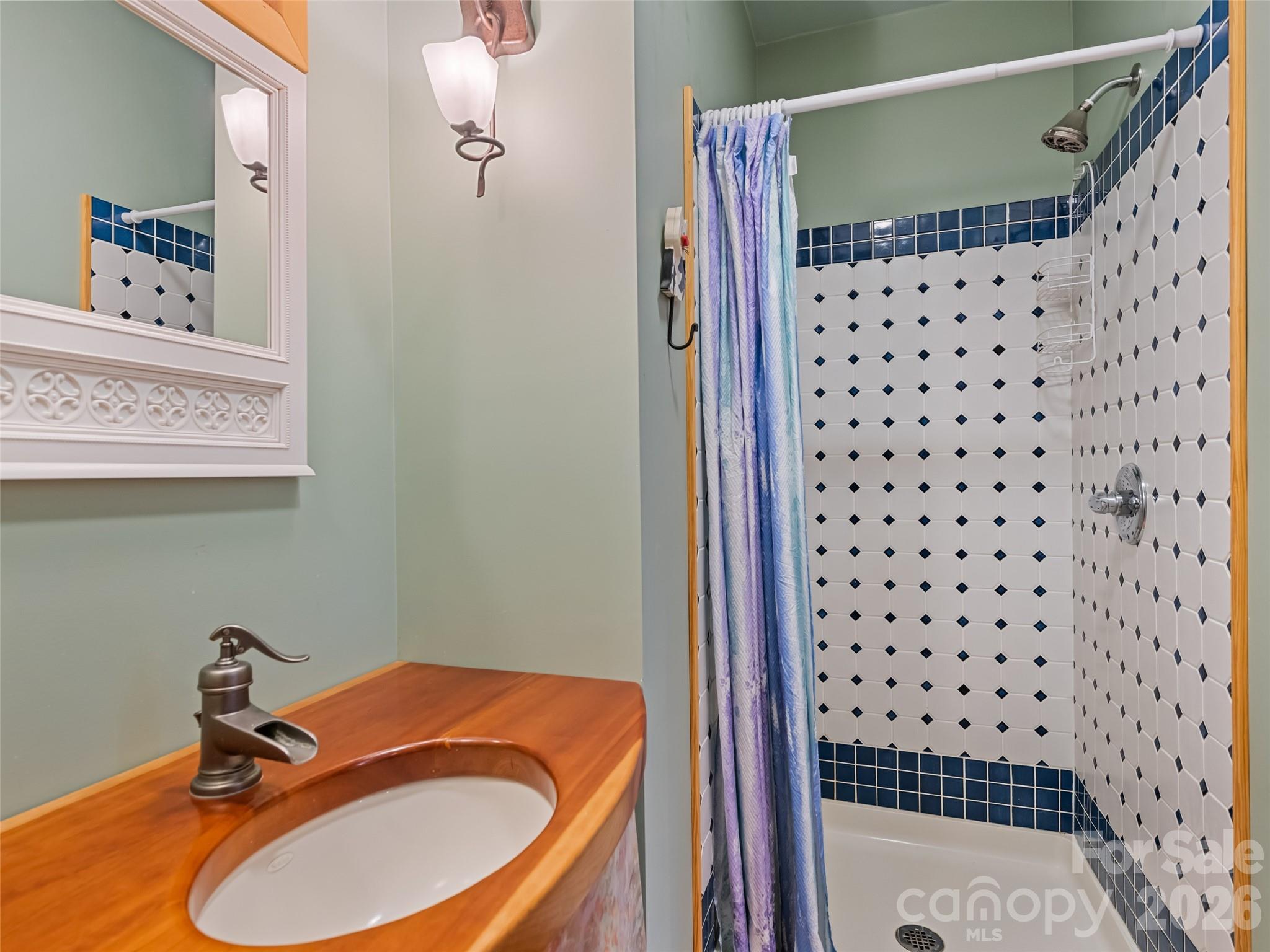 Hiaway Trace - Residential