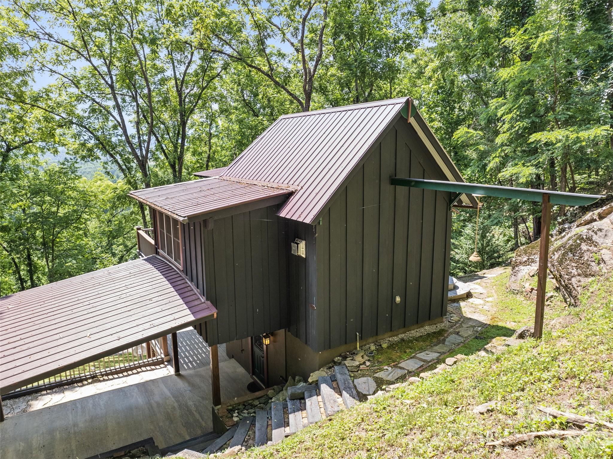 Hiaway Trace - Residential