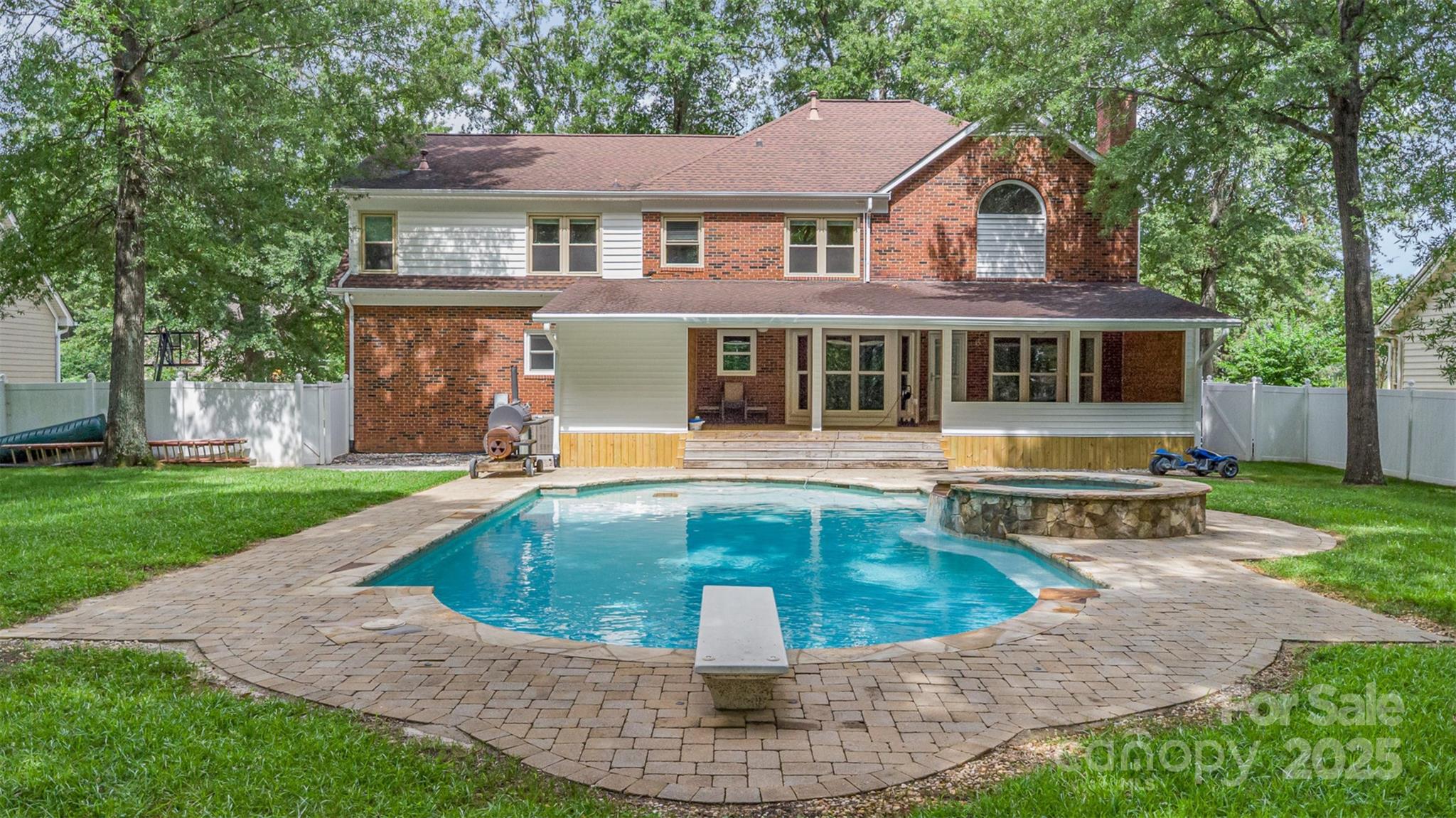 Quail Ridge - Residential
