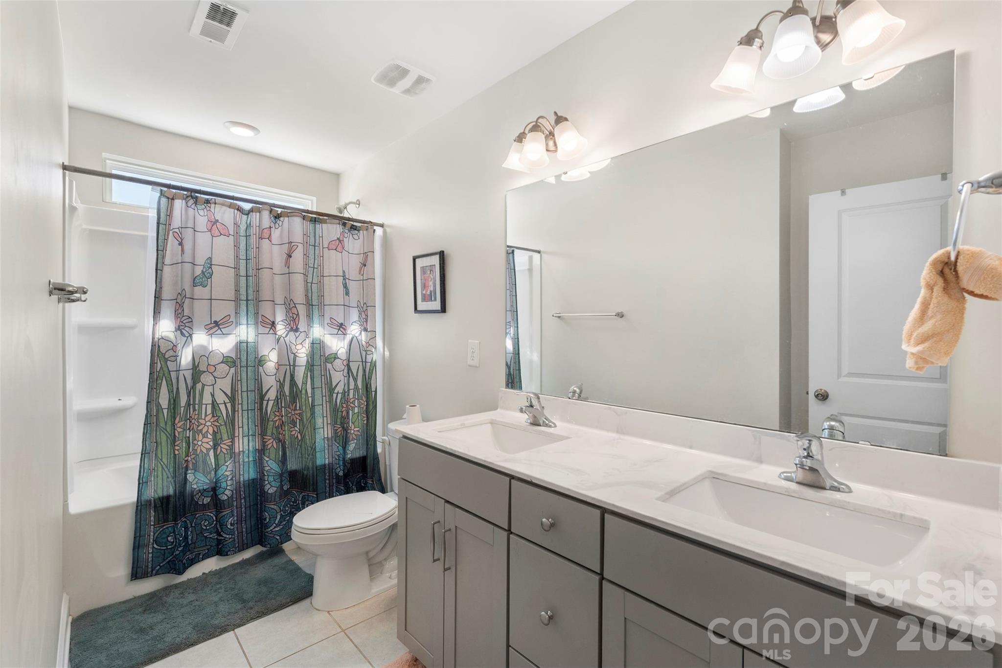 The Enclave at Davis Lake - Residential