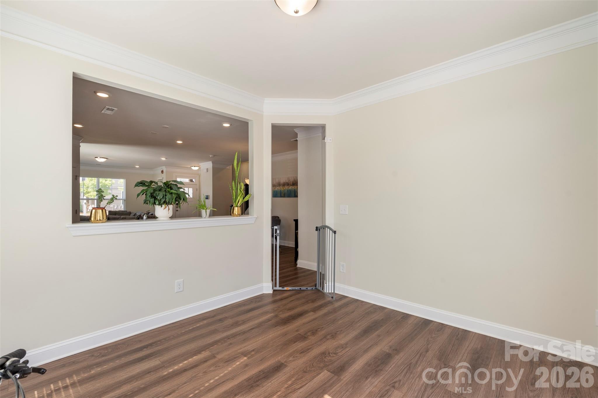 The Enclave at Davis Lake - Residential