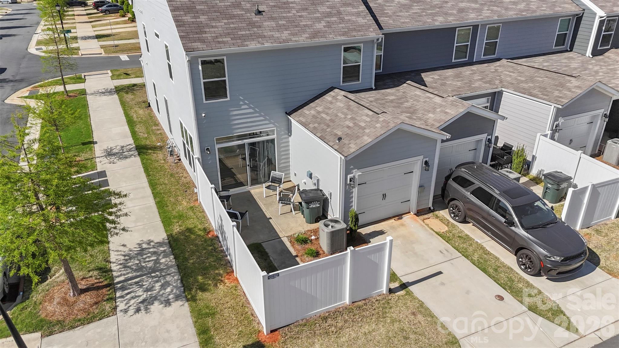 The Enclave at Davis Lake - Residential