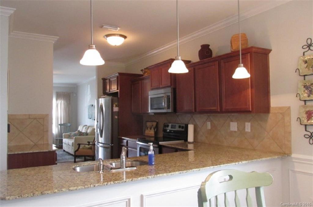Newport Lakes - Residential